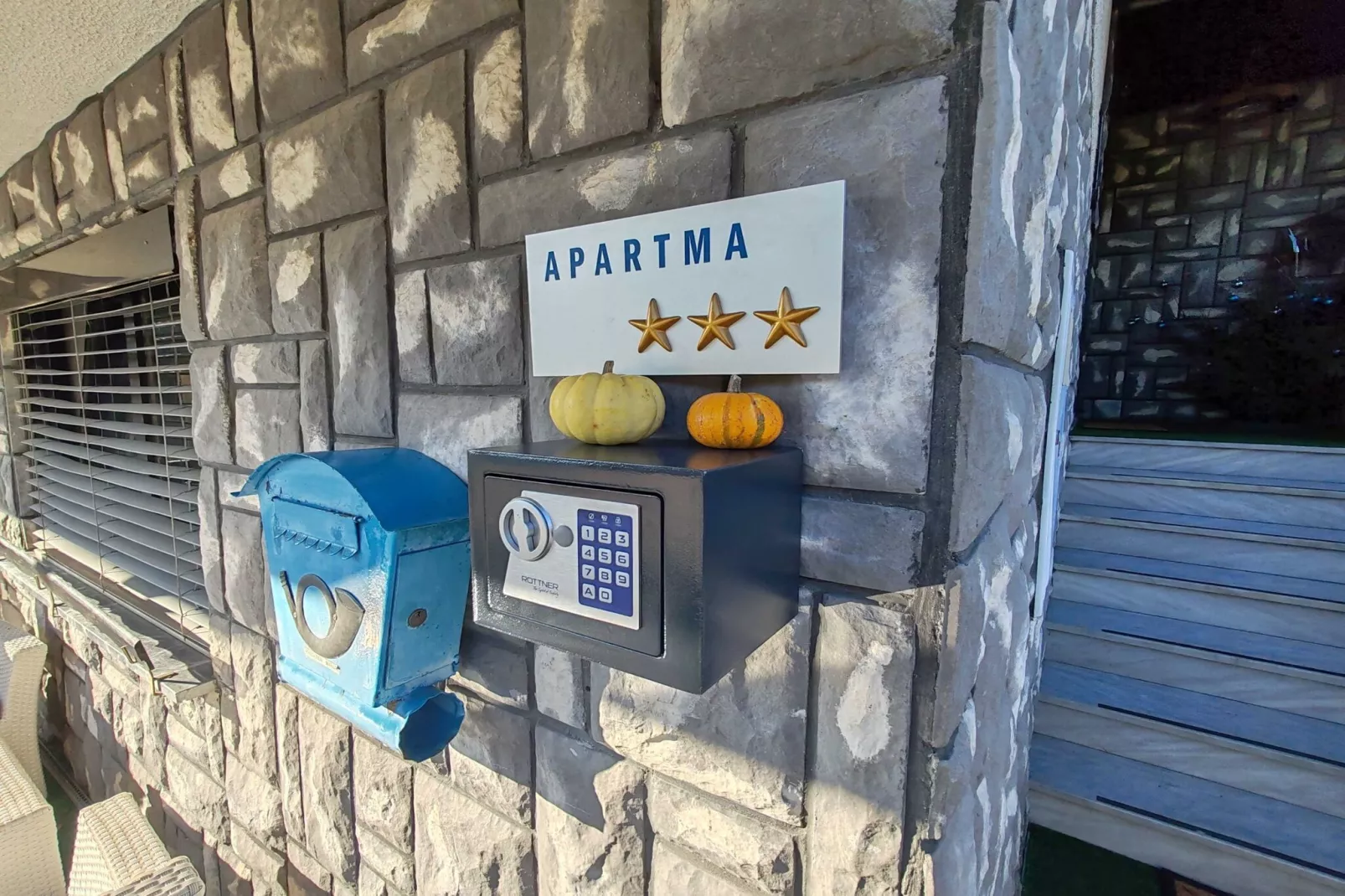 Brezovica Spacious Family-Friendy Apartment - Two Bedroom Apartment with Balcony-Buitenlucht