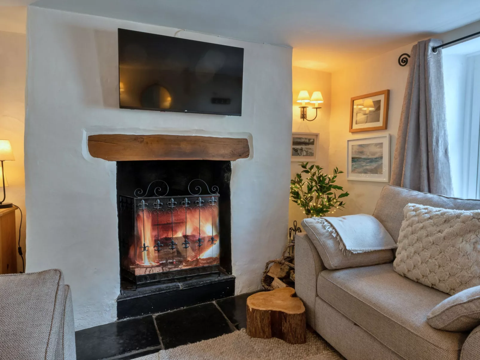 Cawsand Cottage-Binnen