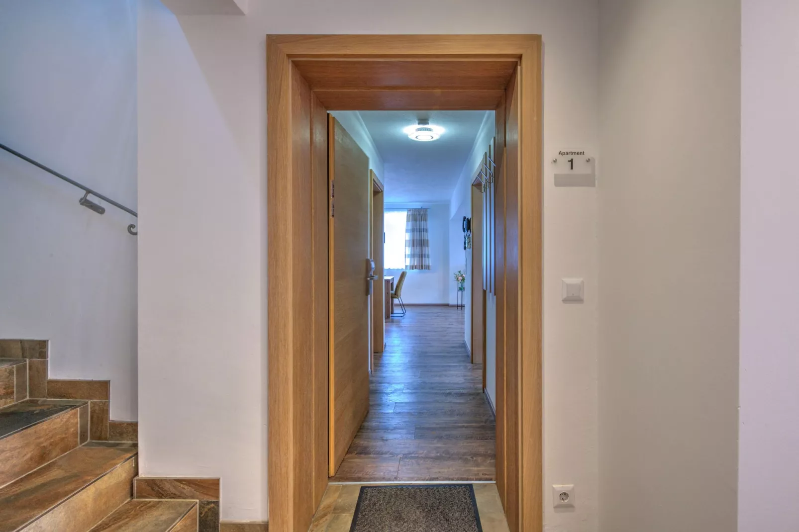 Brunner Apartment Top 1-Overloop