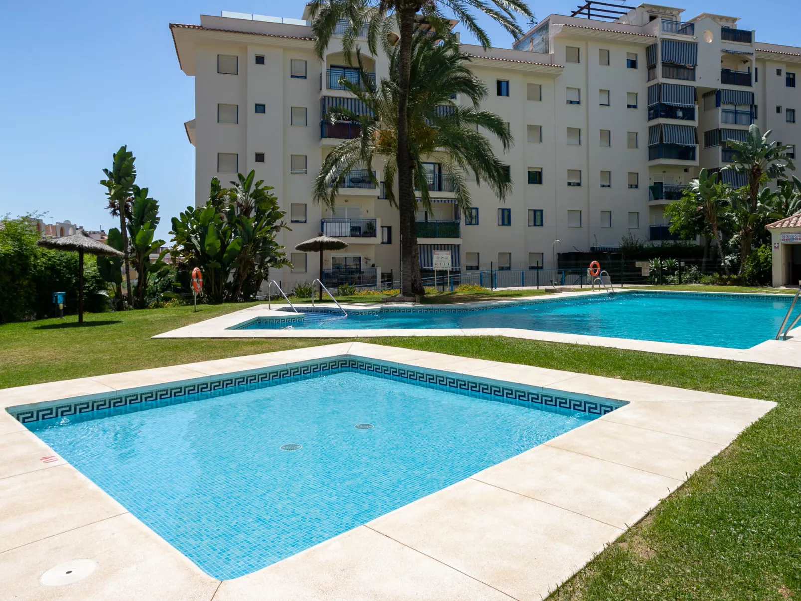 Urban Nest Estepona-Buiten