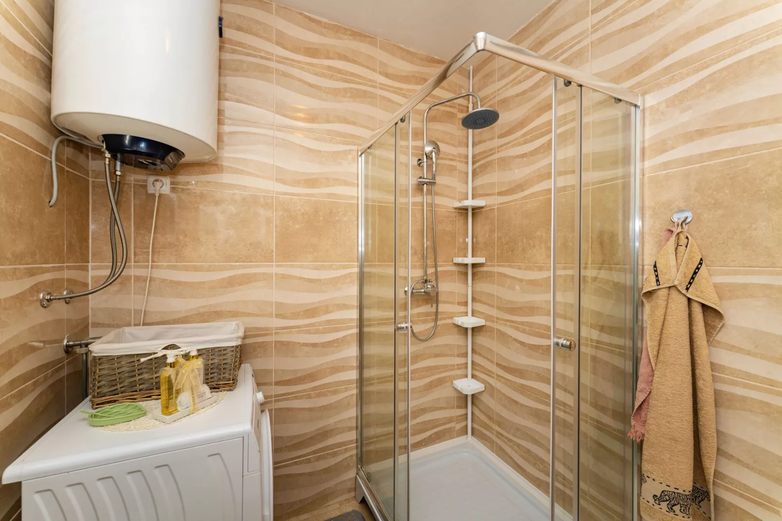 Holiday home Olive Garden-Badkamer