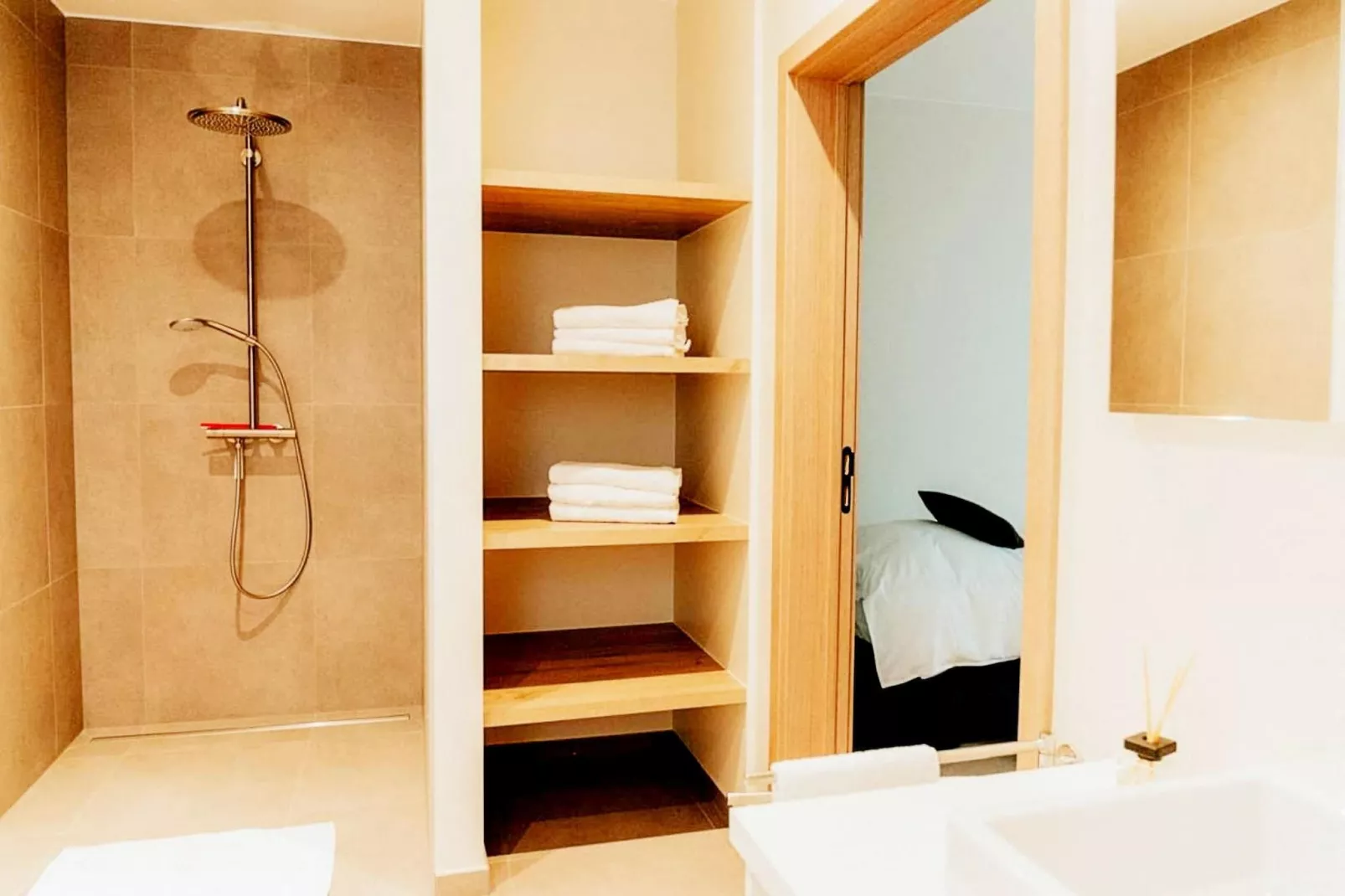 De Veldhoek-Badkamer