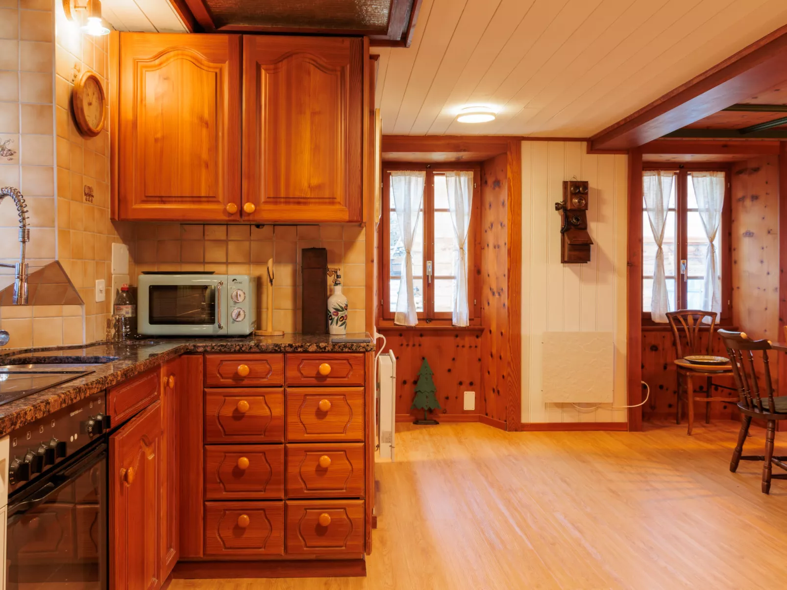 Les Agettes 1865-Binnen