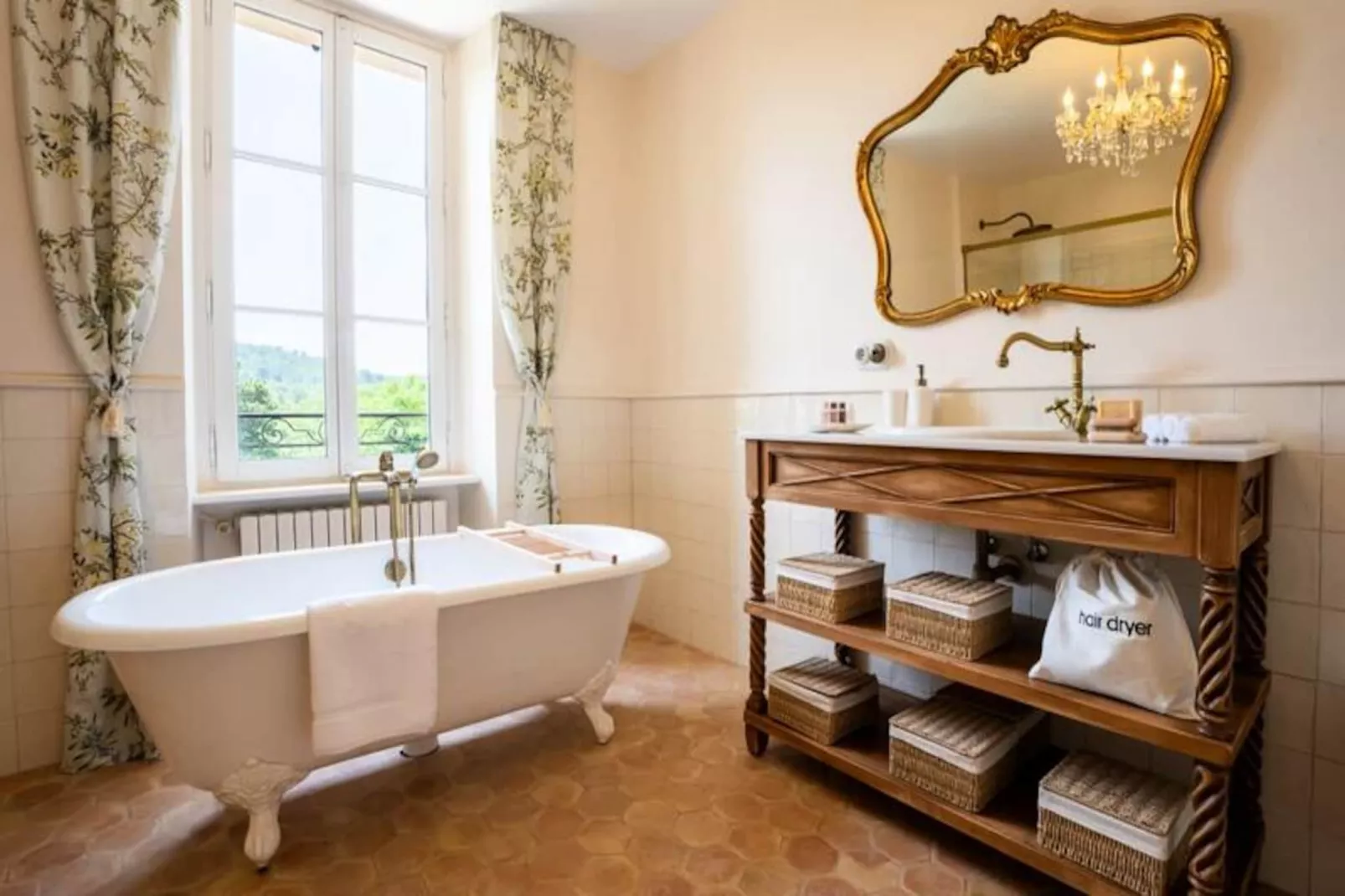 Domaine De La Rose Comtesse &ndash; L&rsquo;art Du Luxe Intimiste En Provence-Niet-getagd