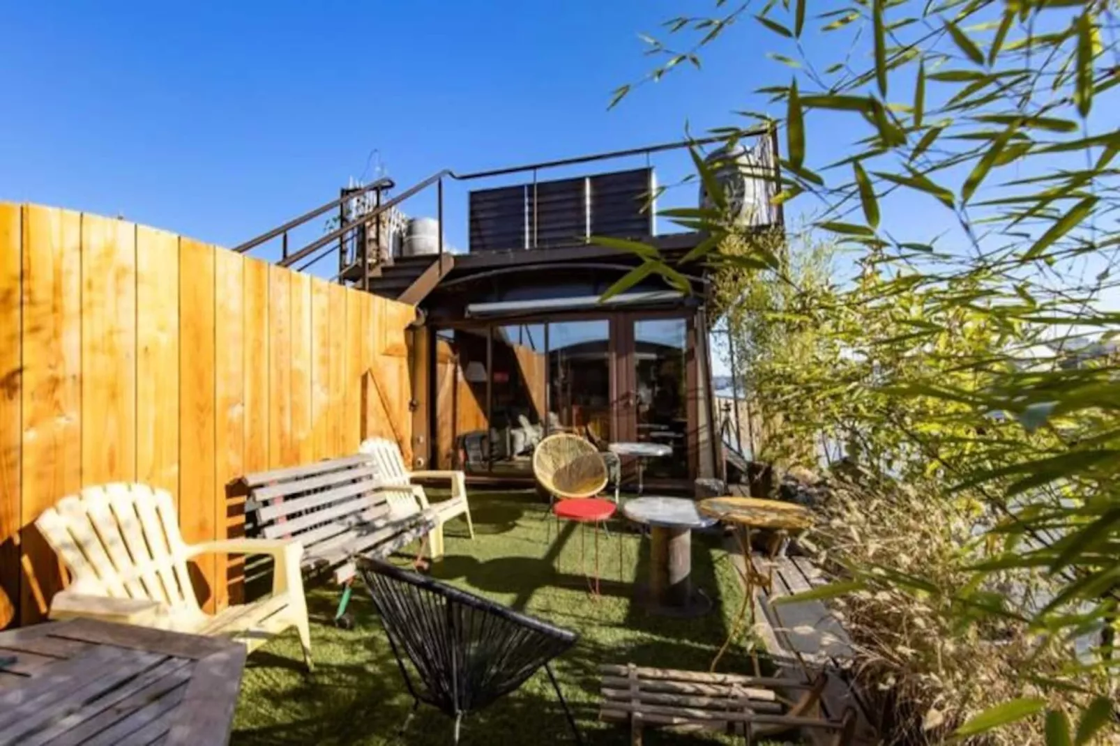 Grand Duplex Luxueux Sur La Péniche Petite Annick-Niet-getagd