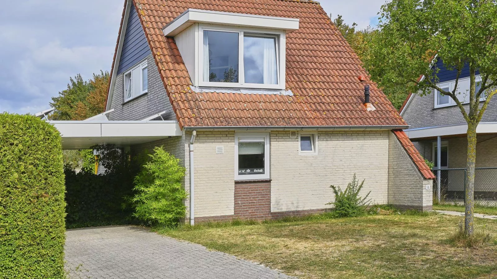 Villa Christina-Buitenkant zomer