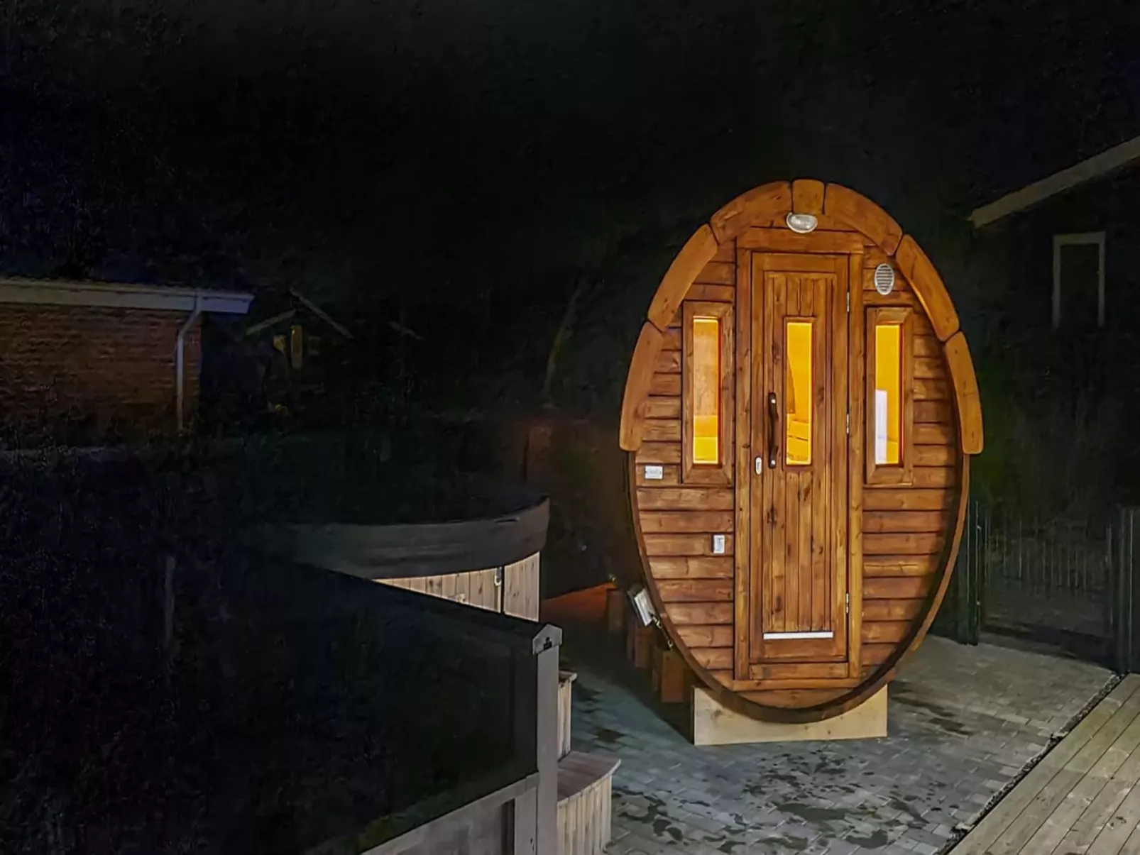 "Teoline" - 500m to the fjord-Buiten