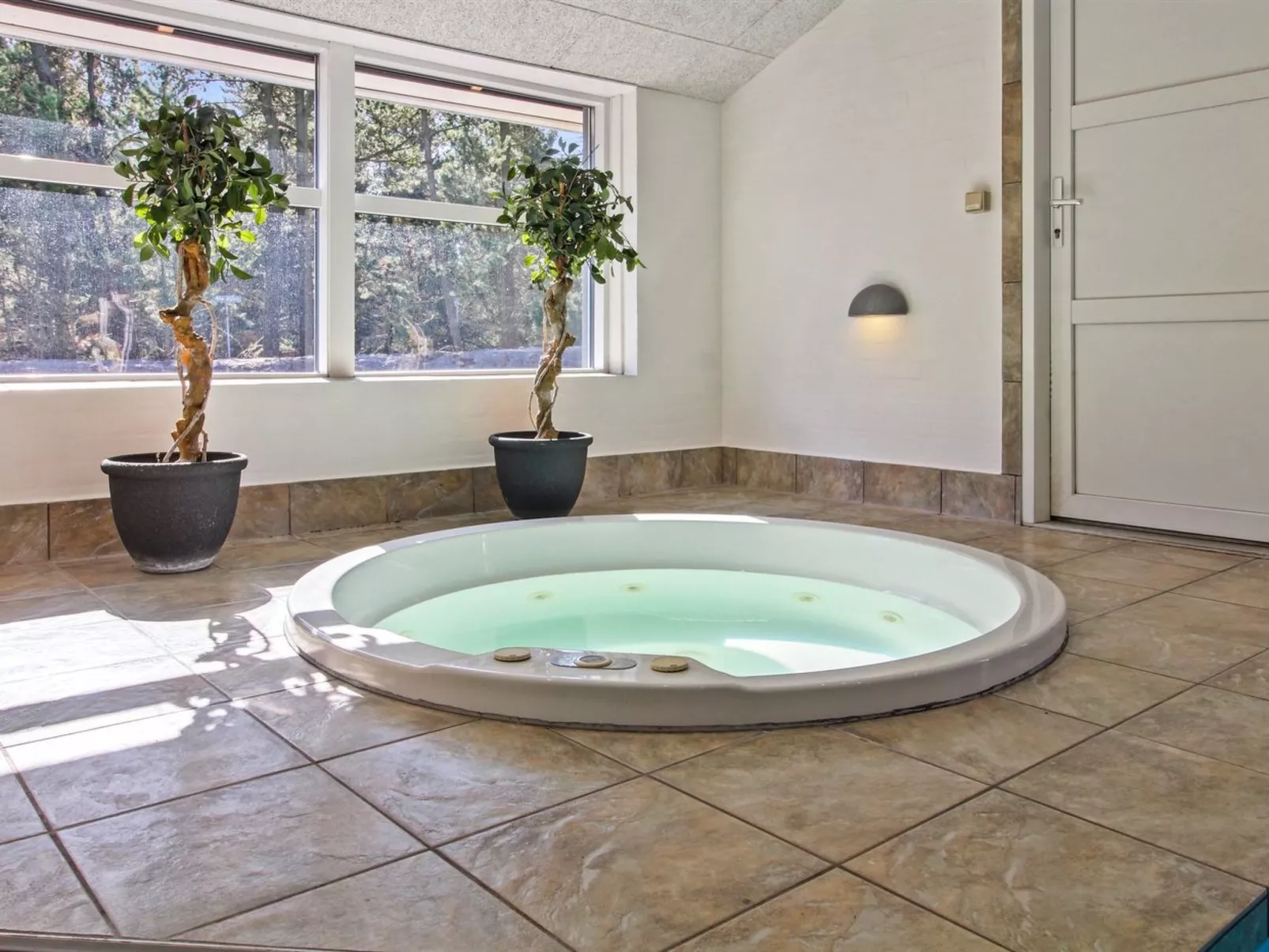 "Nael" - 1.6km from the sea-Binnen