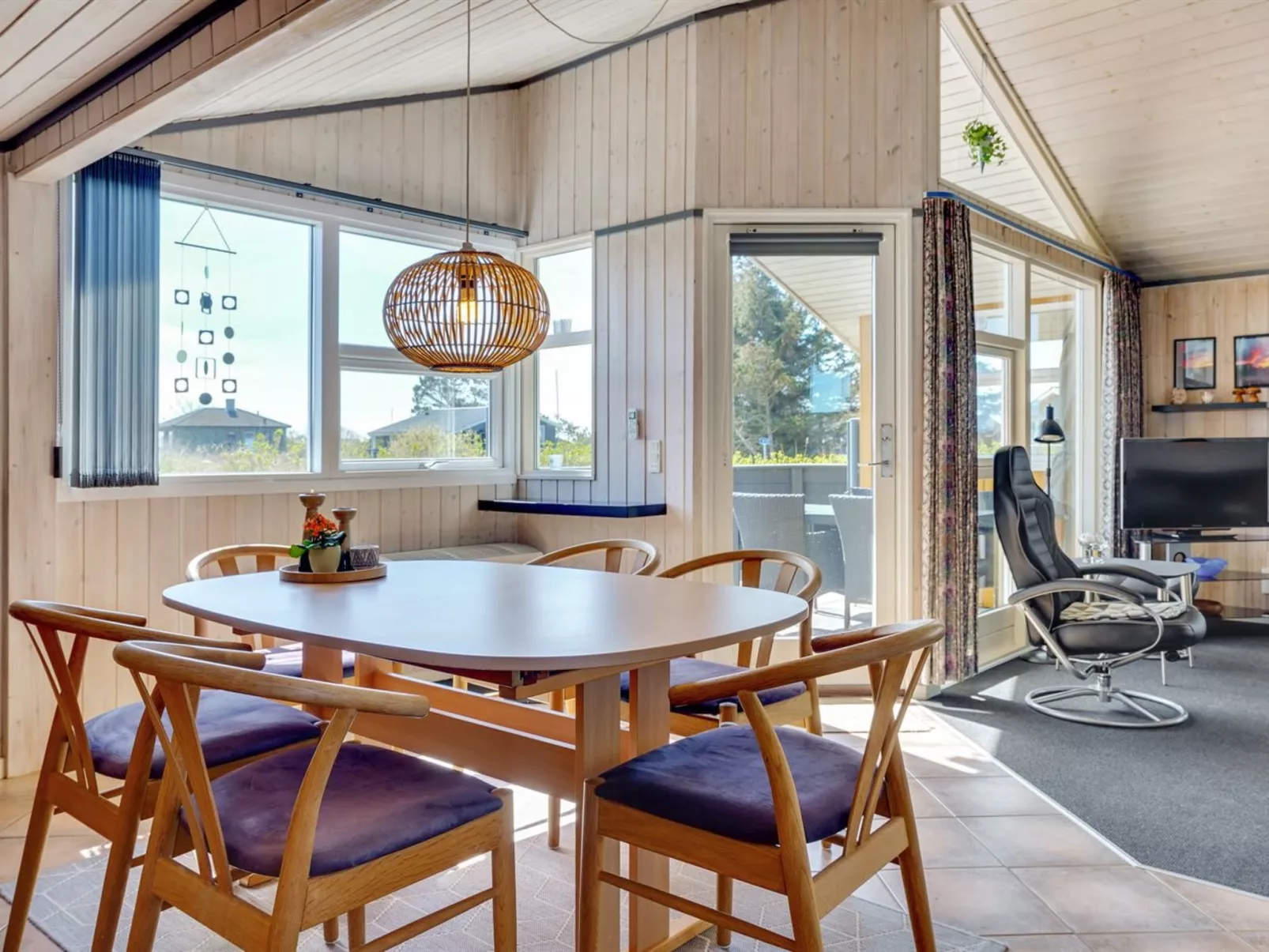 "Elsbeth" - 500m from the sea-Binnen