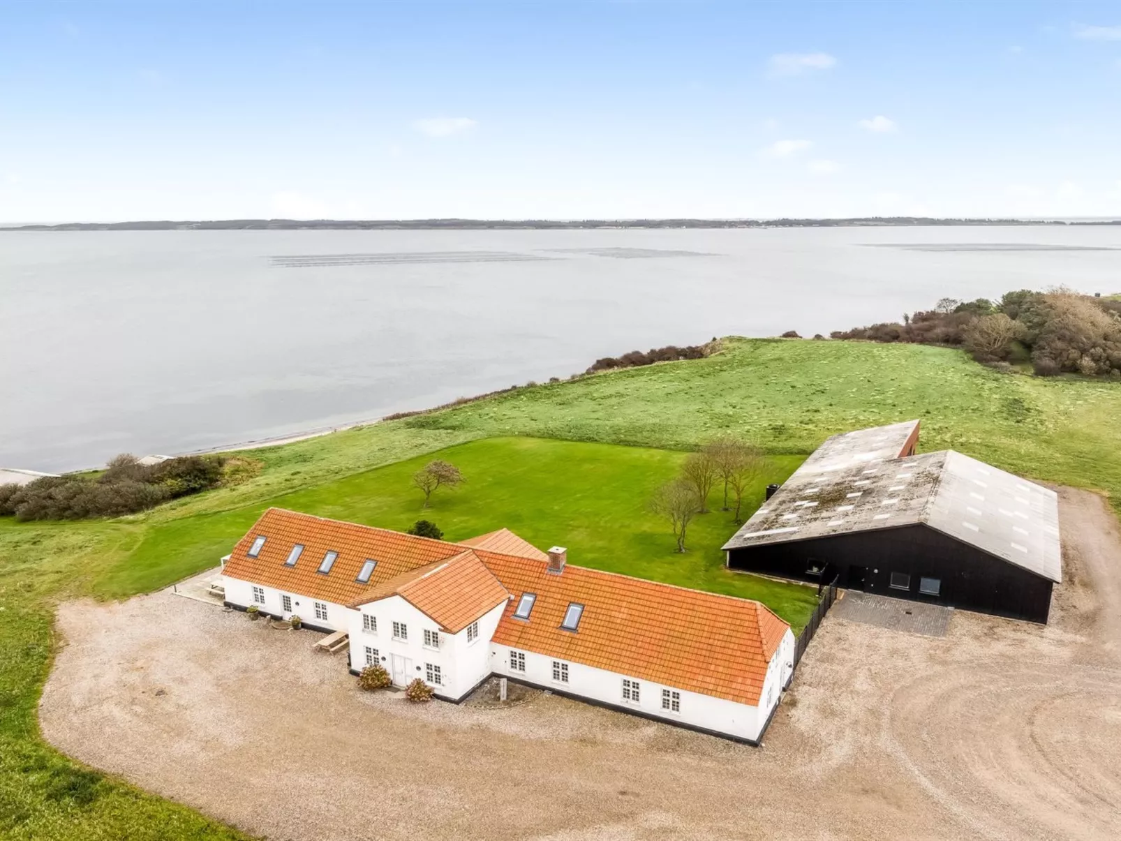 "Thorge" - 75m to the fjord-Buiten