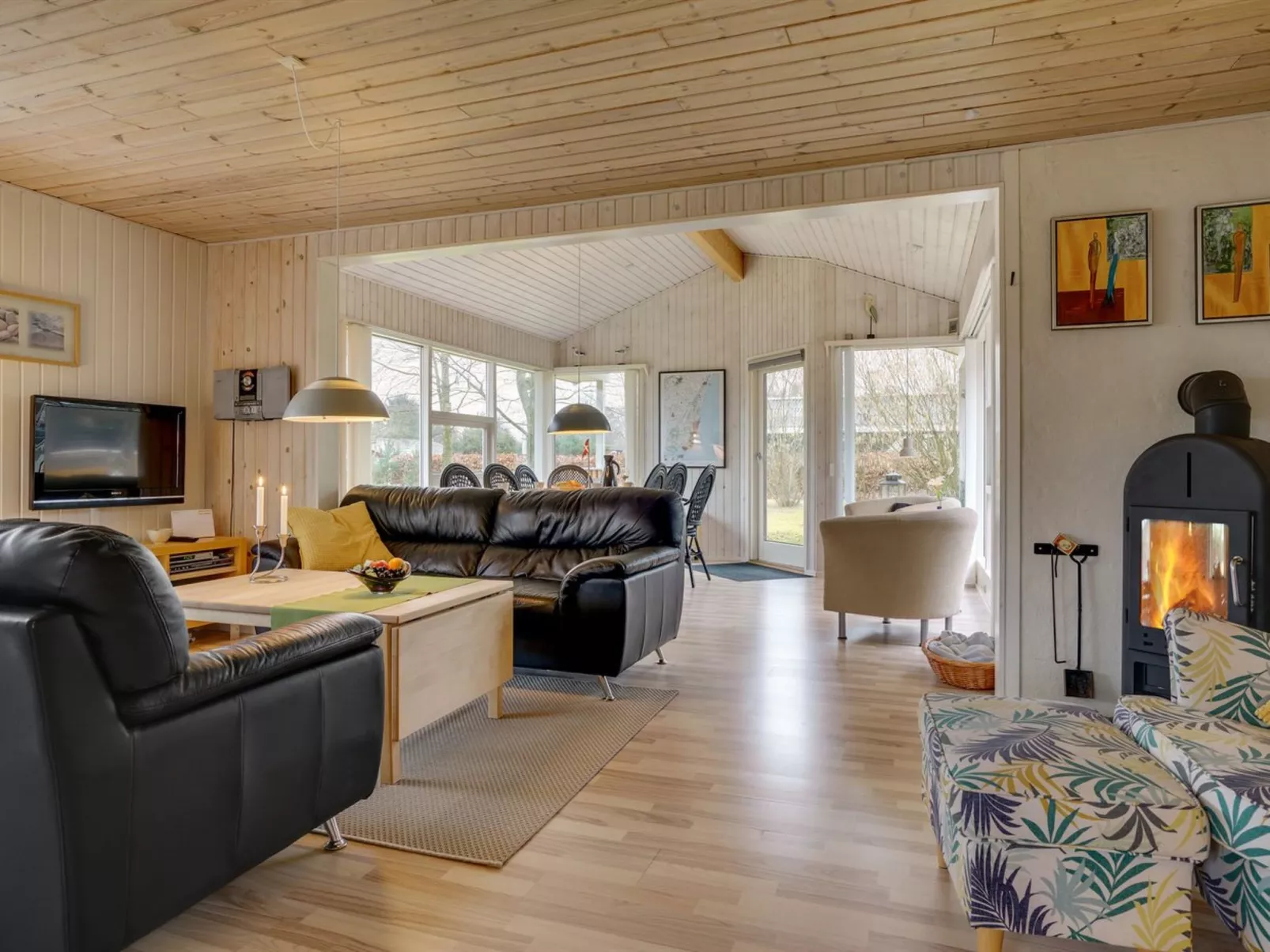 "Nico" - 1.1km from the sea-Binnen