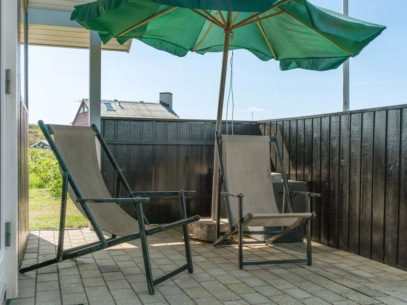 "Hubert" - 150m from the sea-Buiten