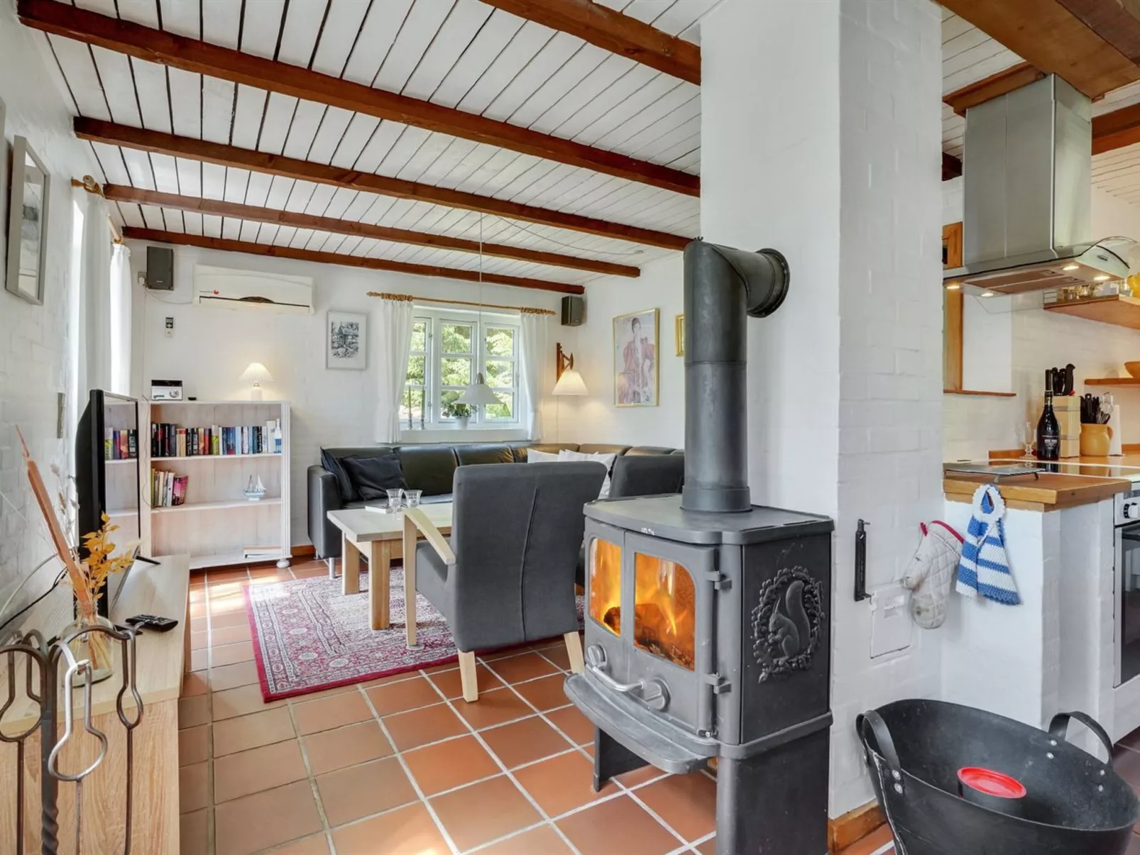 "Minja" - 900m from the sea-Binnen