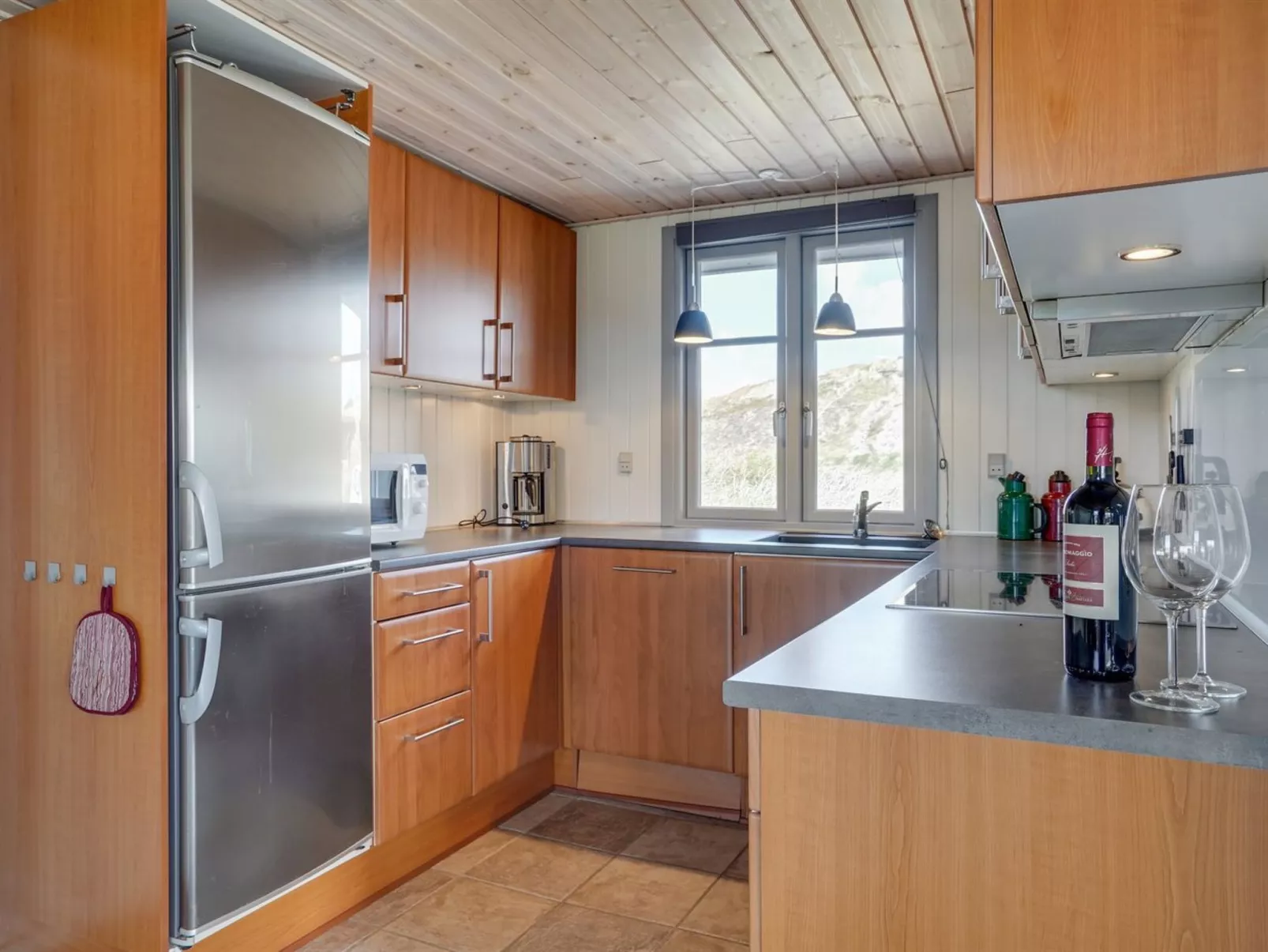 "Anetta" - 200m from the sea-Binnen