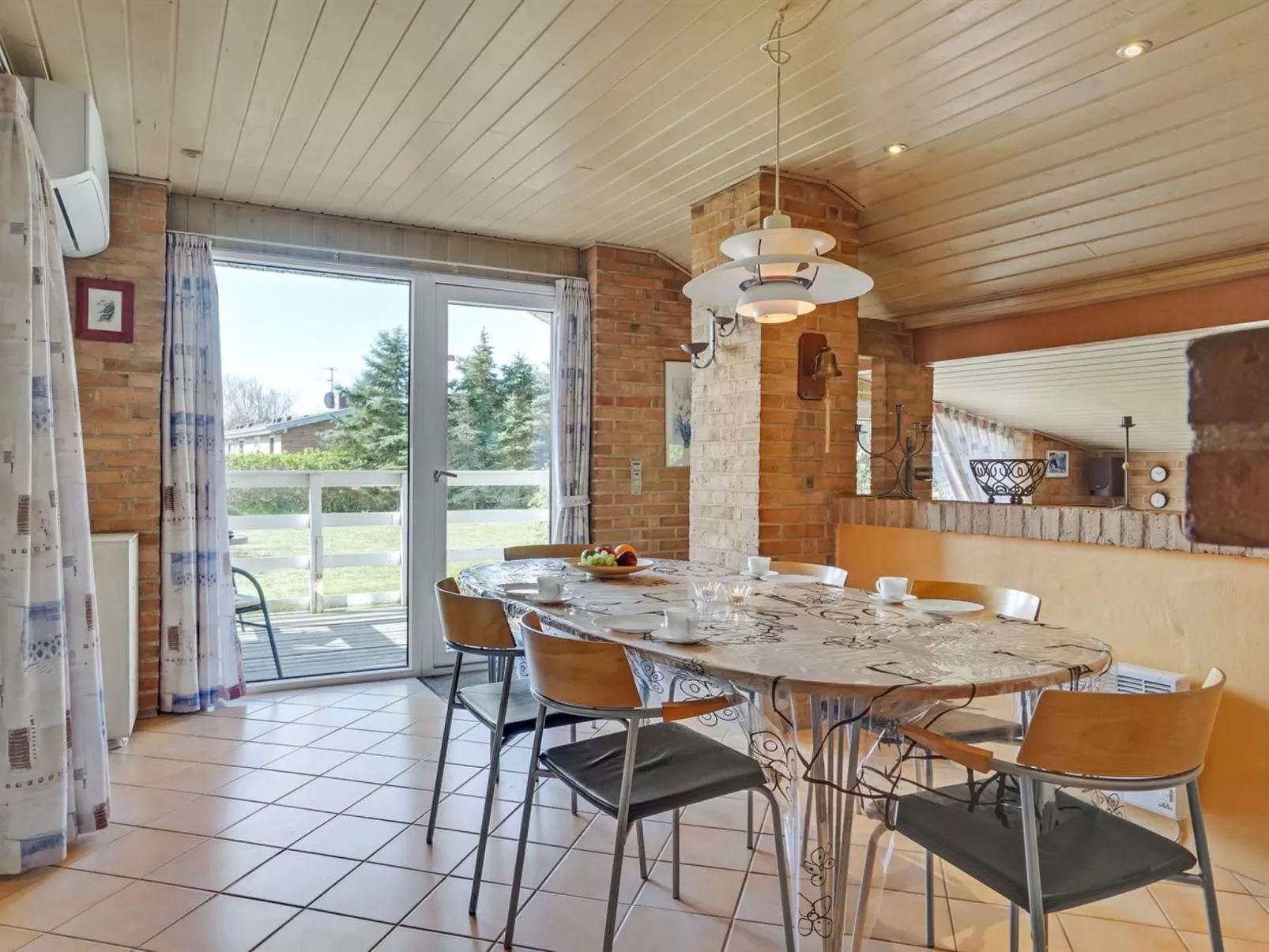 "Svane" - 1.2km from the sea-Binnen