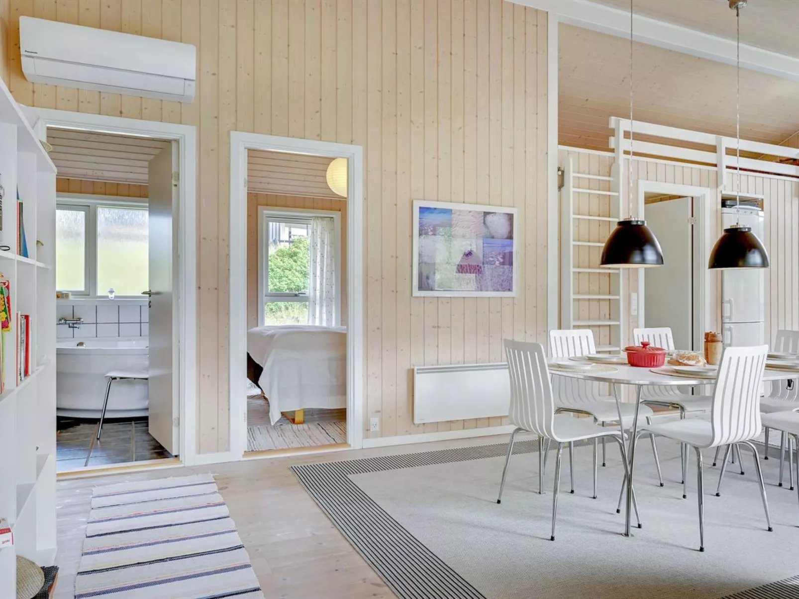 "Asvalde" - 150m from the sea-Binnen