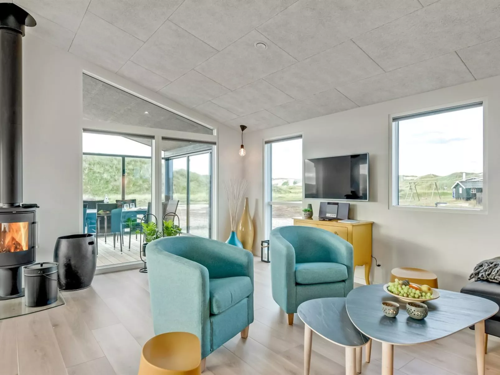 "Birger" - 300m from the sea-Binnen