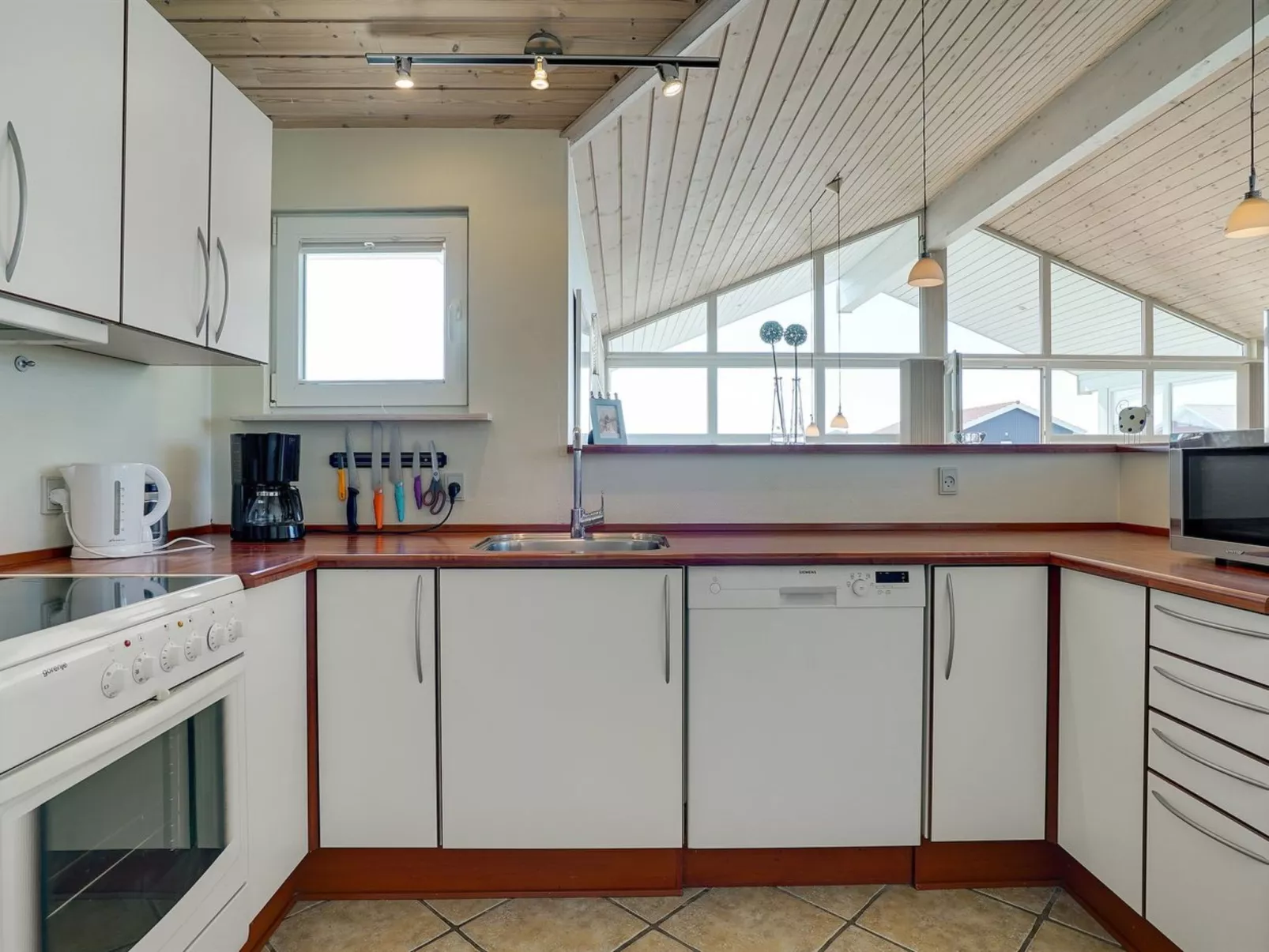 "Riste" - 450m from the sea-Binnen