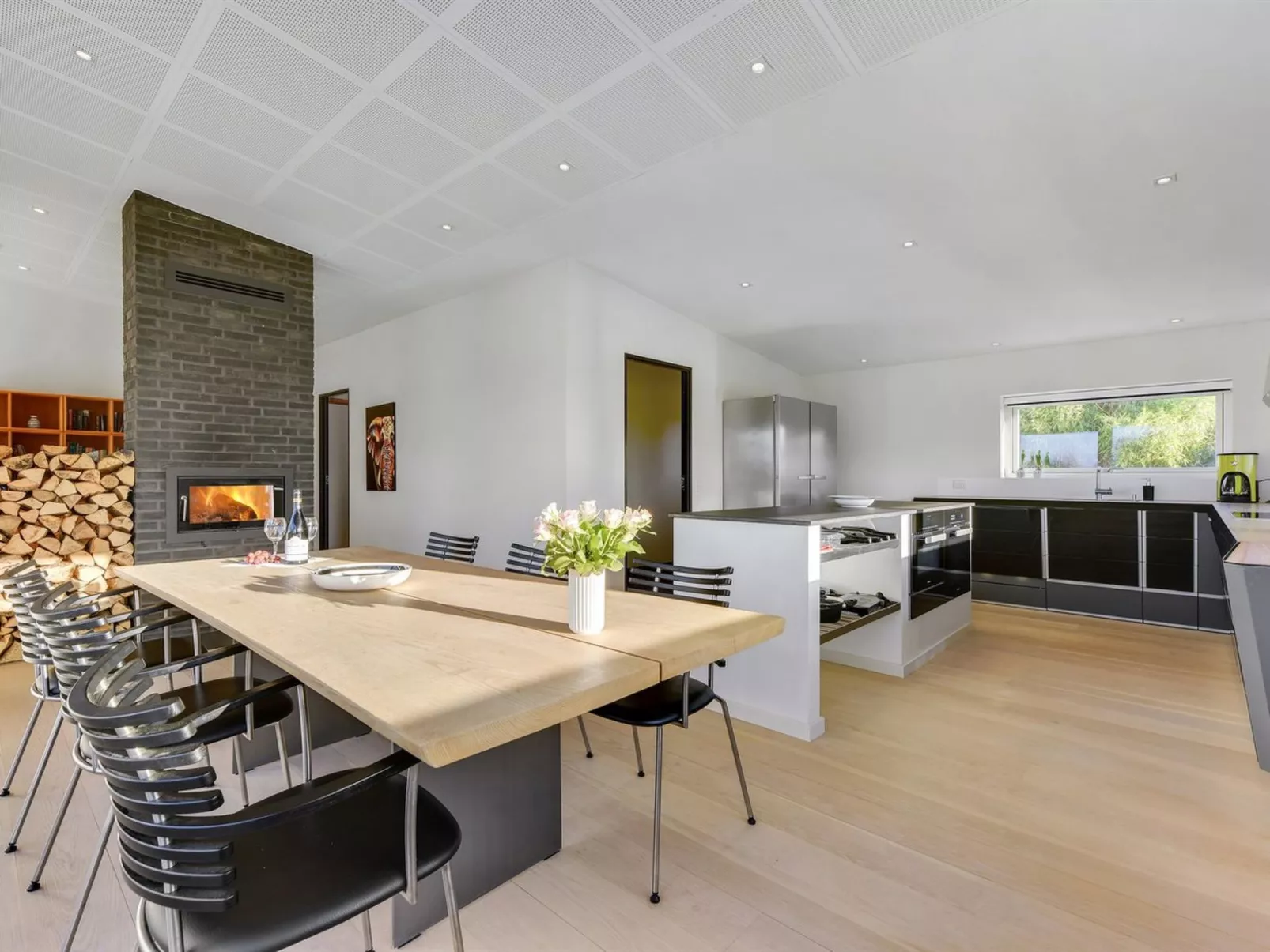 "Ermelinda" - 900m to the fjord-Binnen