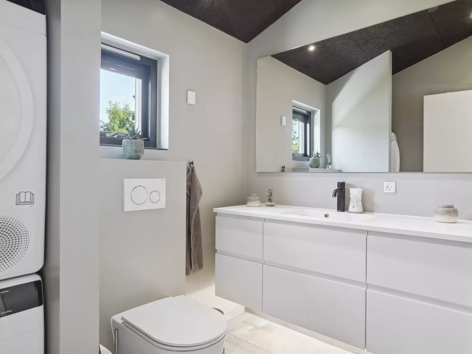 "Anderson" -  from the sea-Binnen