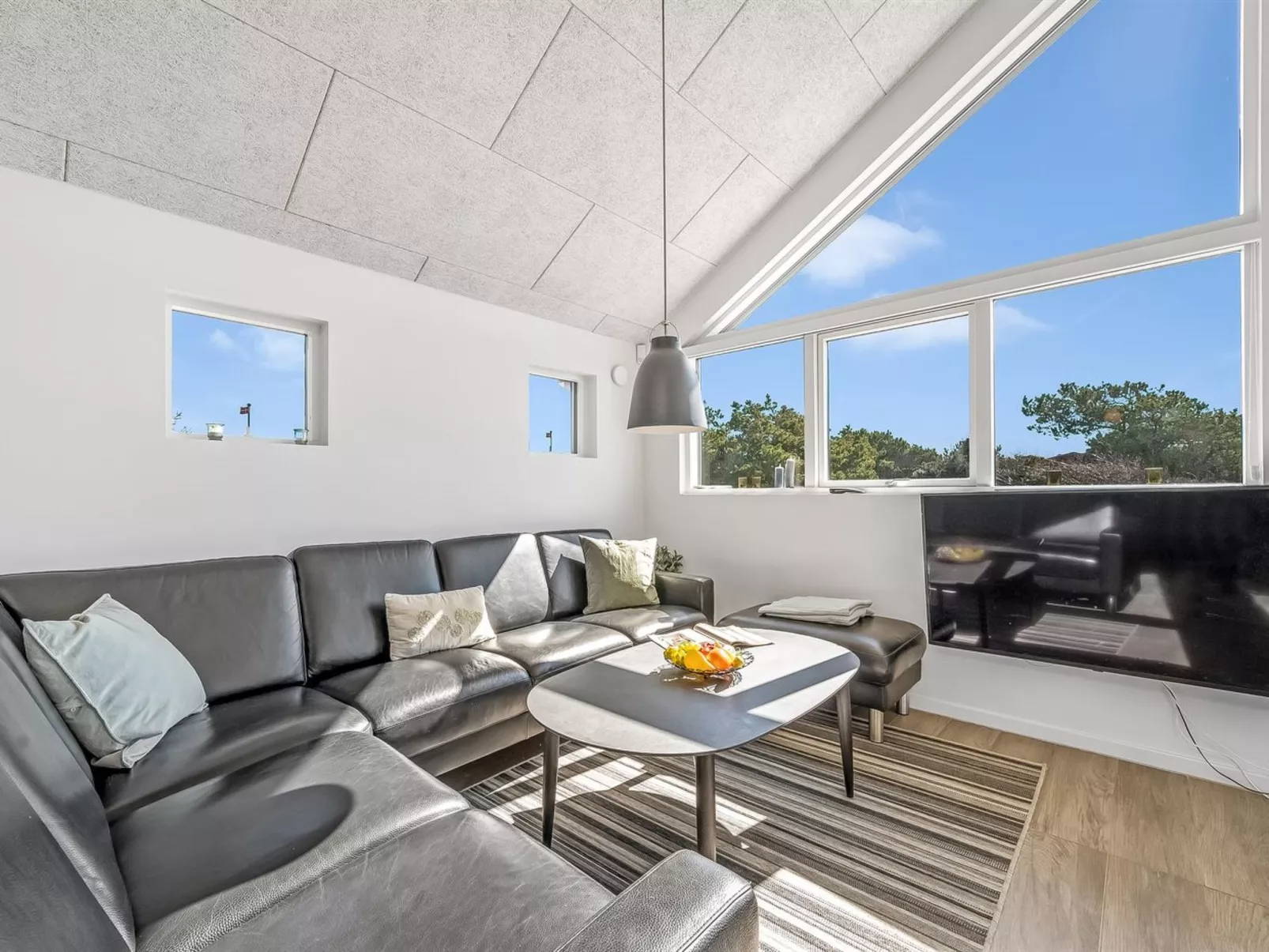 "Swante" -  from the sea-Binnen