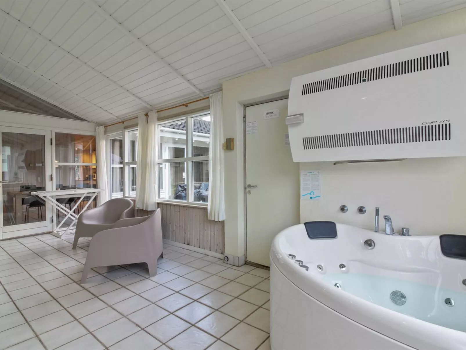 "Panu" - 600m from the sea-Binnen