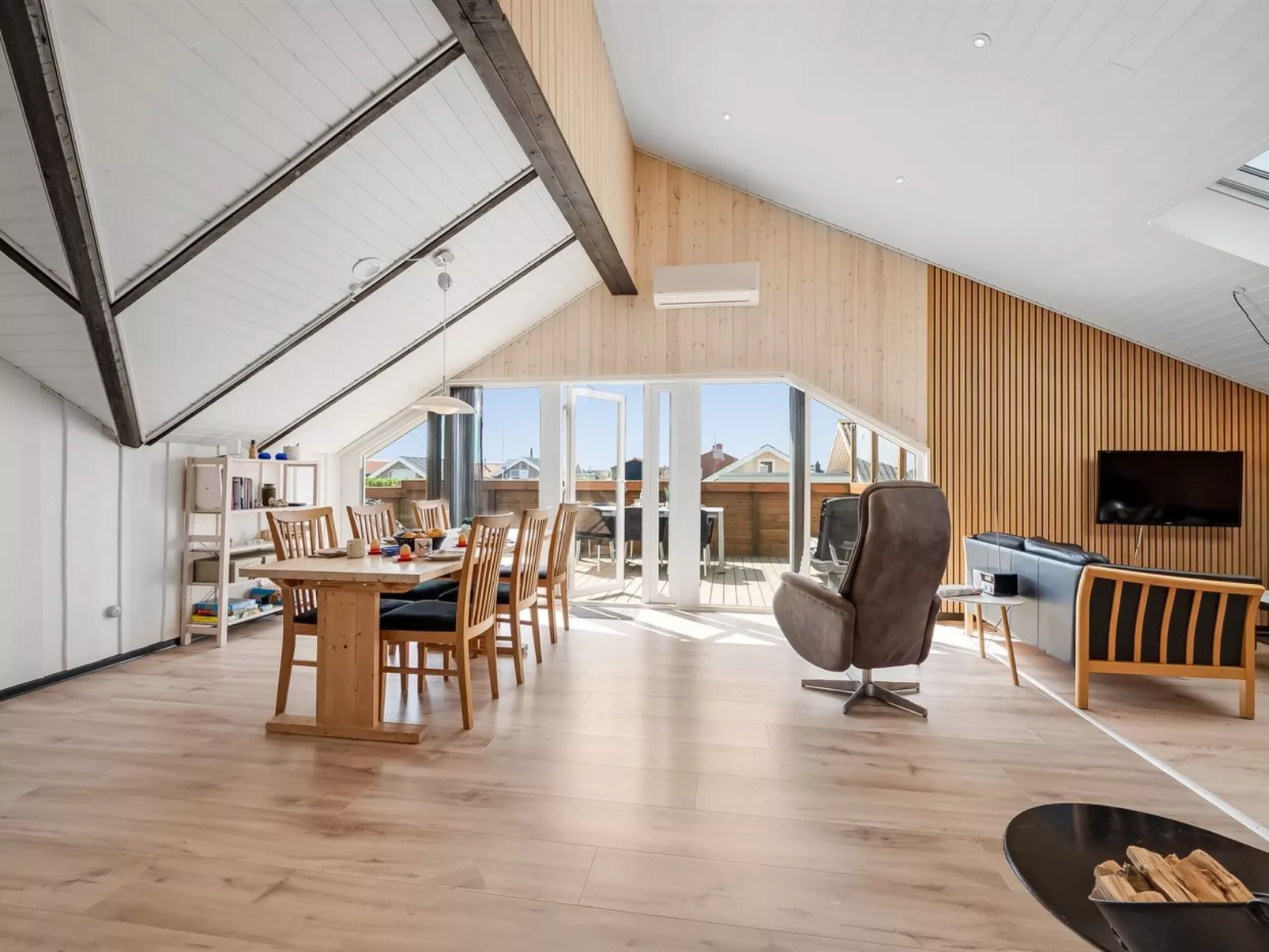 "Arla" - 200m from the sea-Binnen