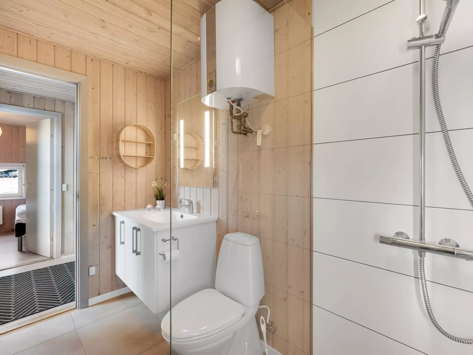 "Janni" - 250m from the sea-Binnen