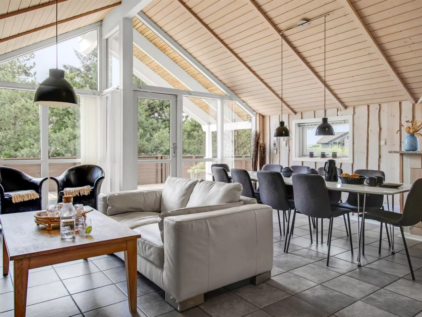 "Svenny" - 800m from the sea-Binnen