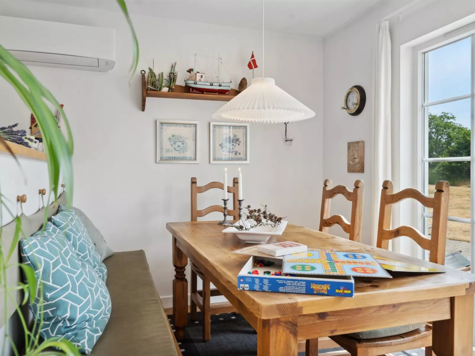 "Daniela" - 300m from the sea-Binnen