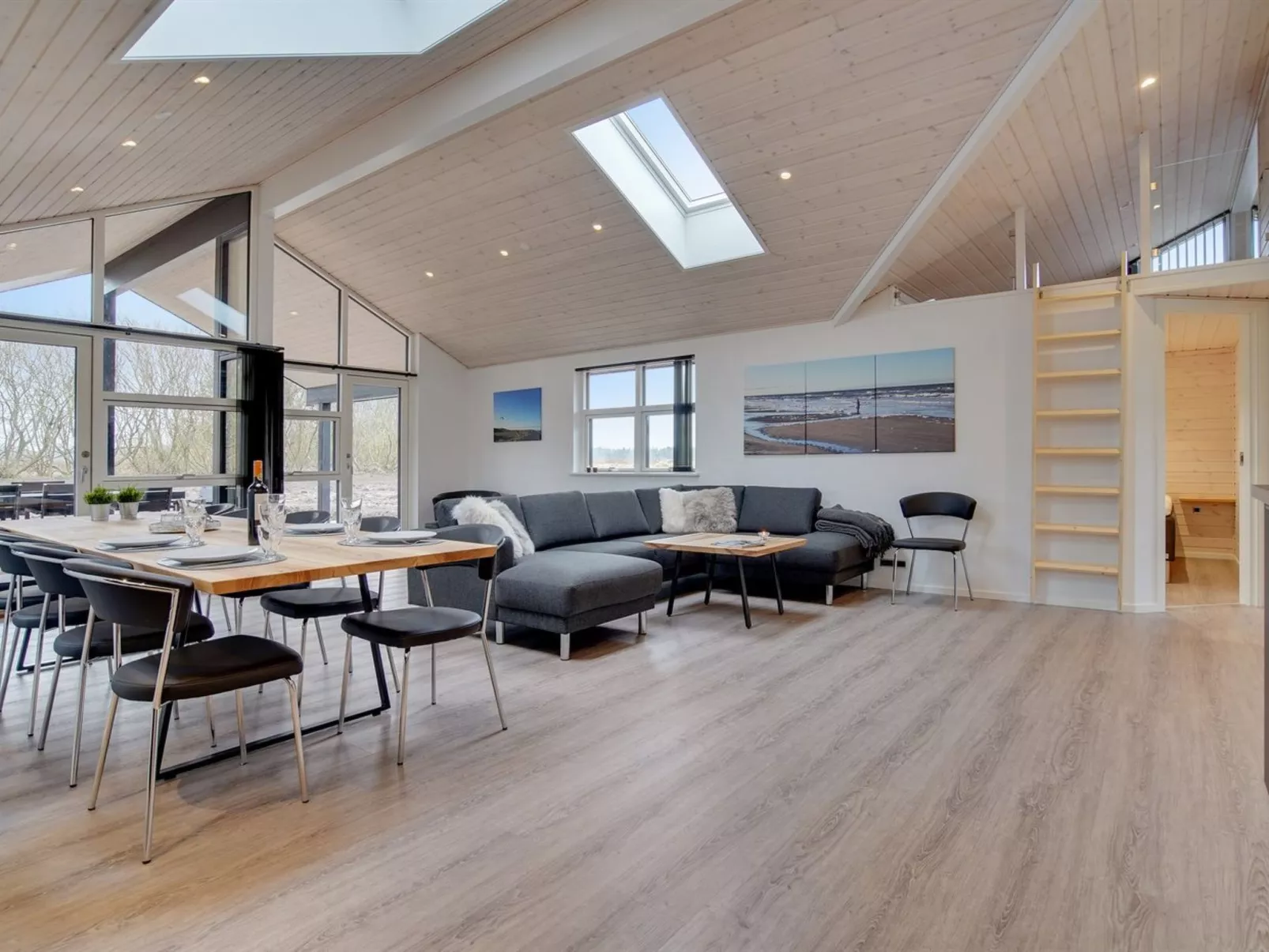 "Amitola" - 700m from the sea-Binnen