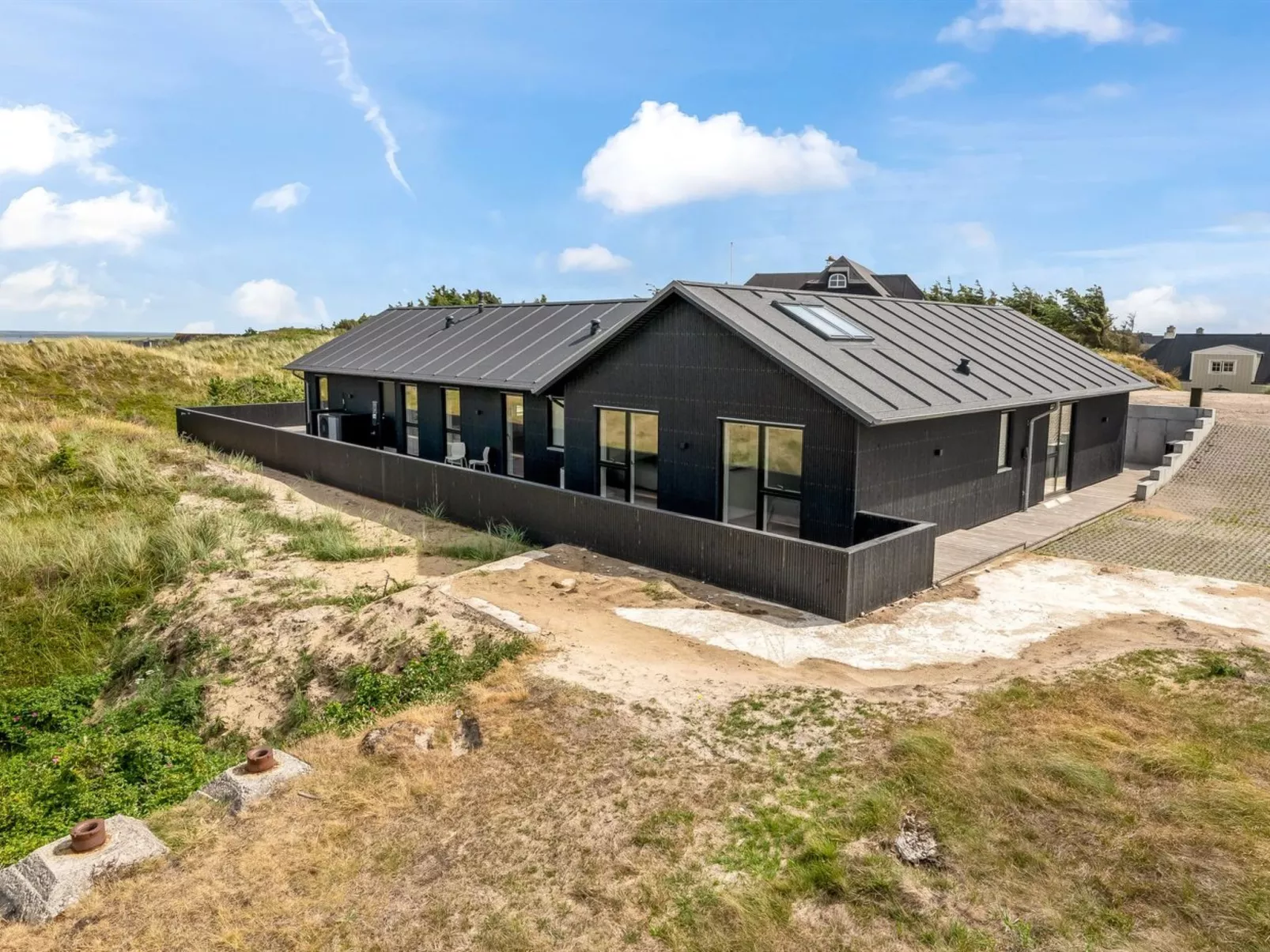 "Maximiliane" -  from the sea-Buiten