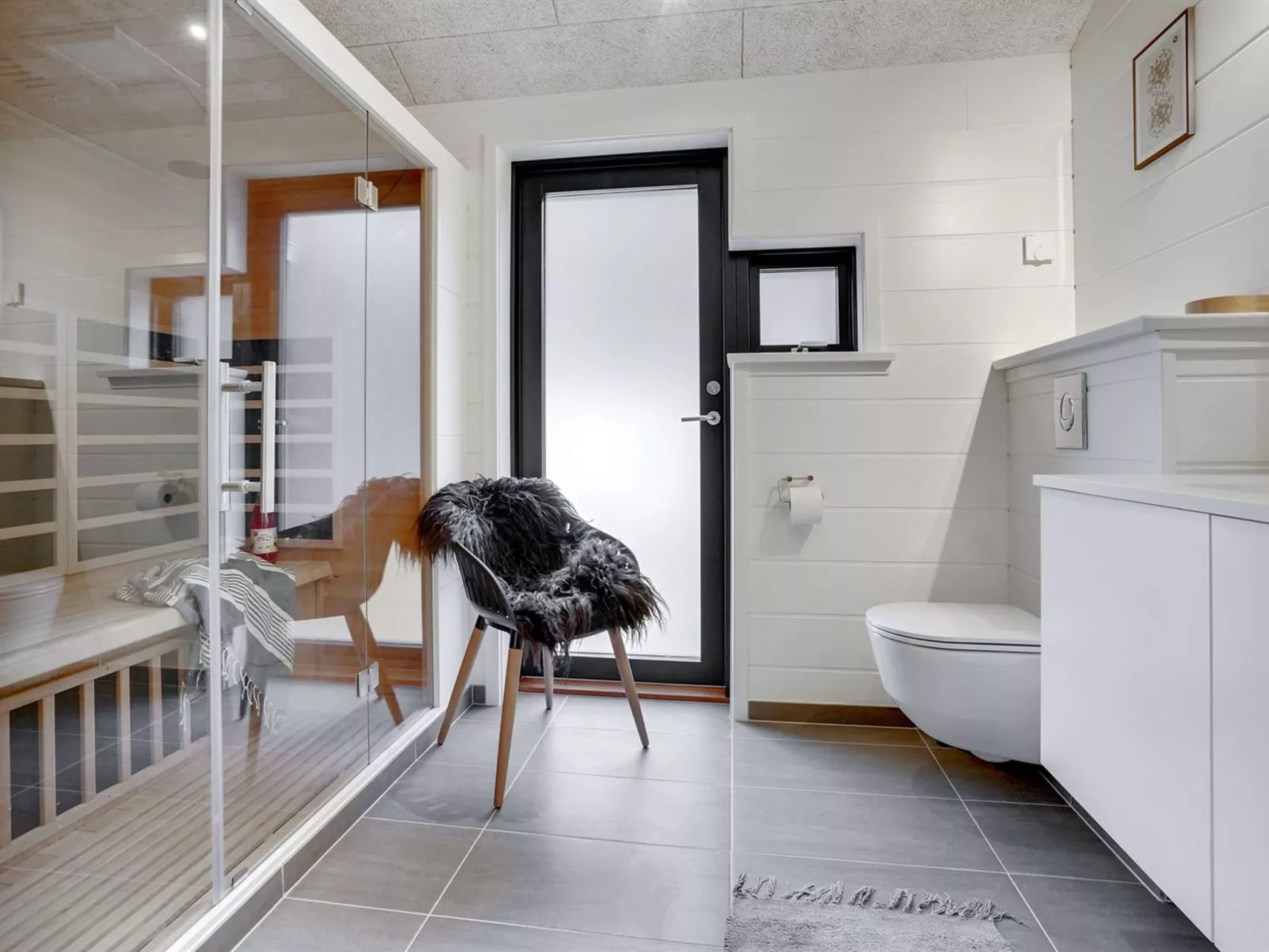 "Gunborg" - 400m from the sea-Binnen