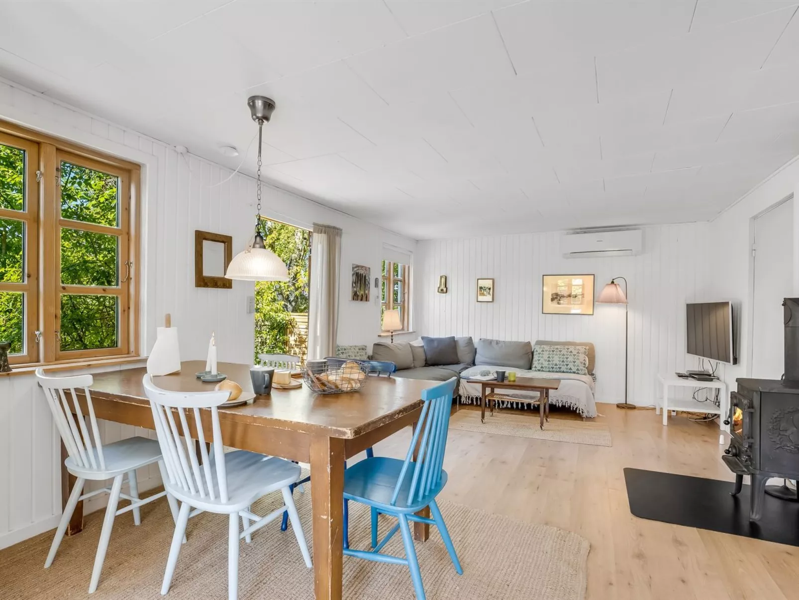 "Carly" - 100m from the sea-Binnen