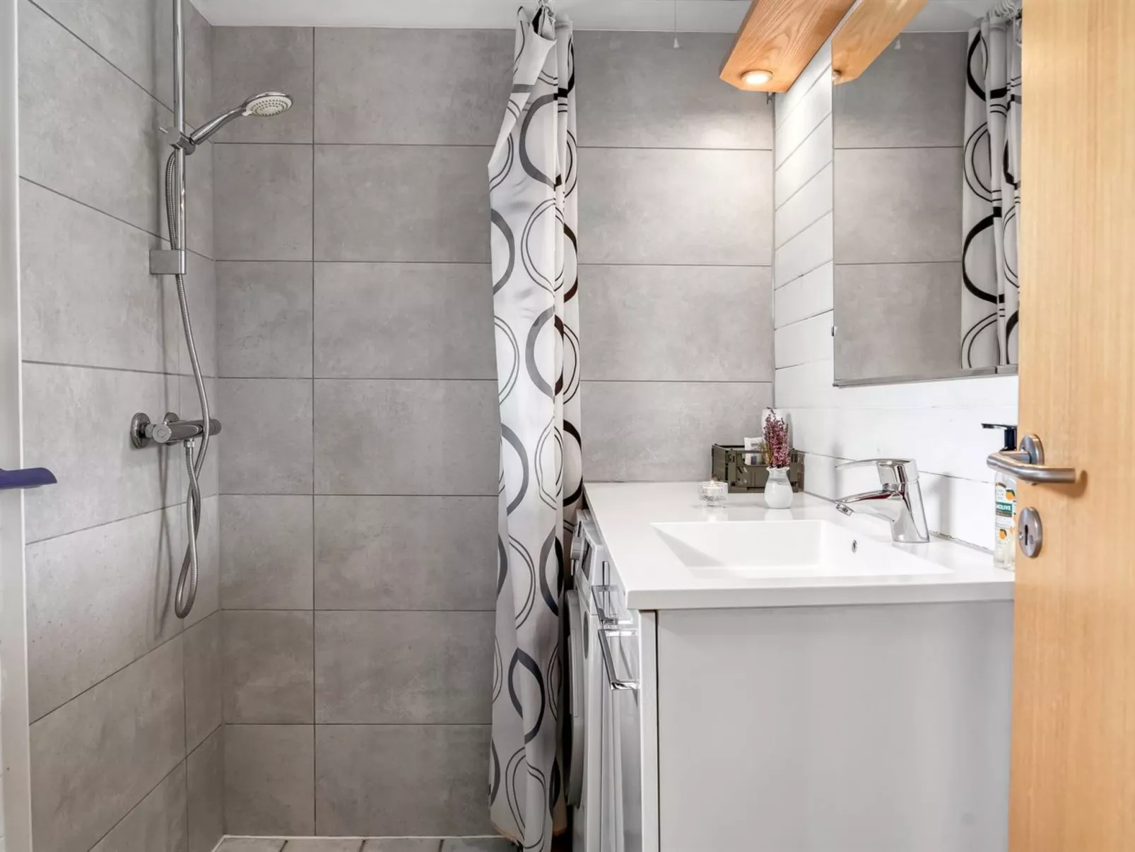 "Jannus" - 550m from the sea-Binnen