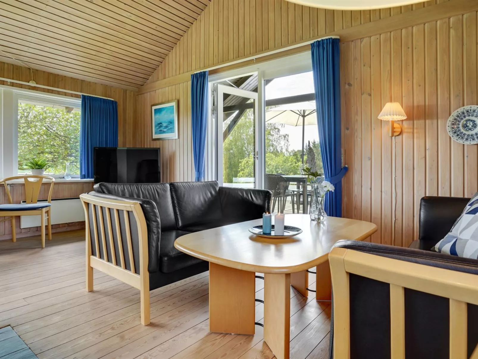 "Janne" - 400m from the sea-Binnen