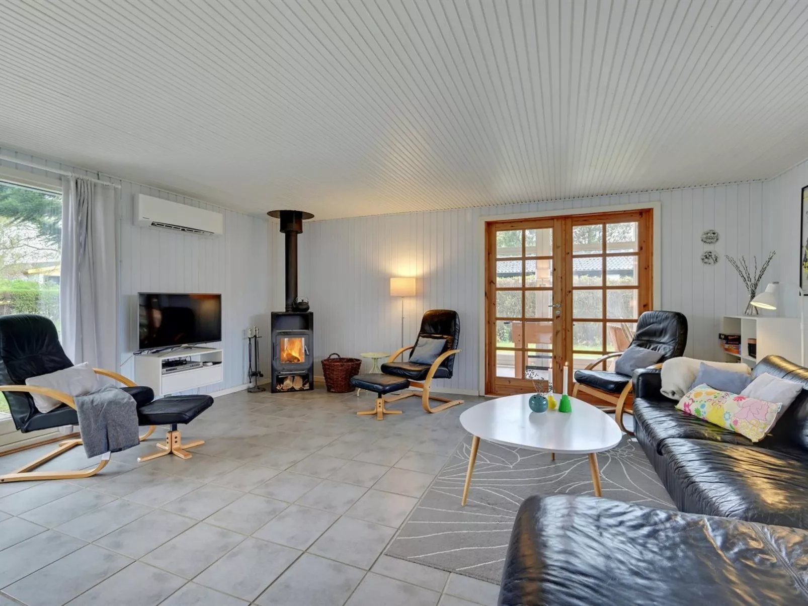 "Alrich" - 500m from the sea-Binnen