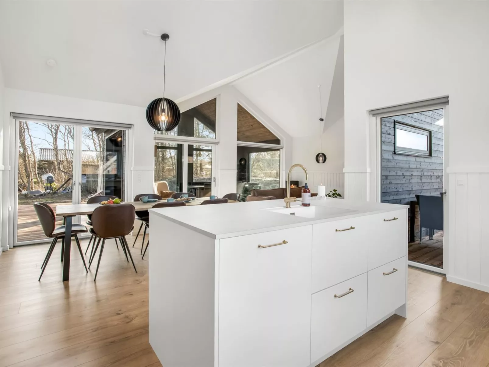 "Edmond" - 995m from the sea-Binnen