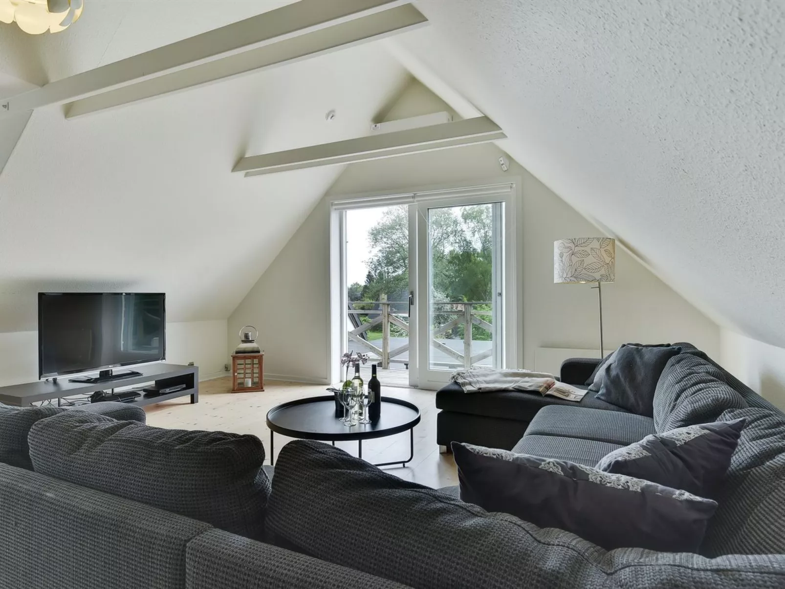 "Gunhilda" - 200m from the sea-Binnen