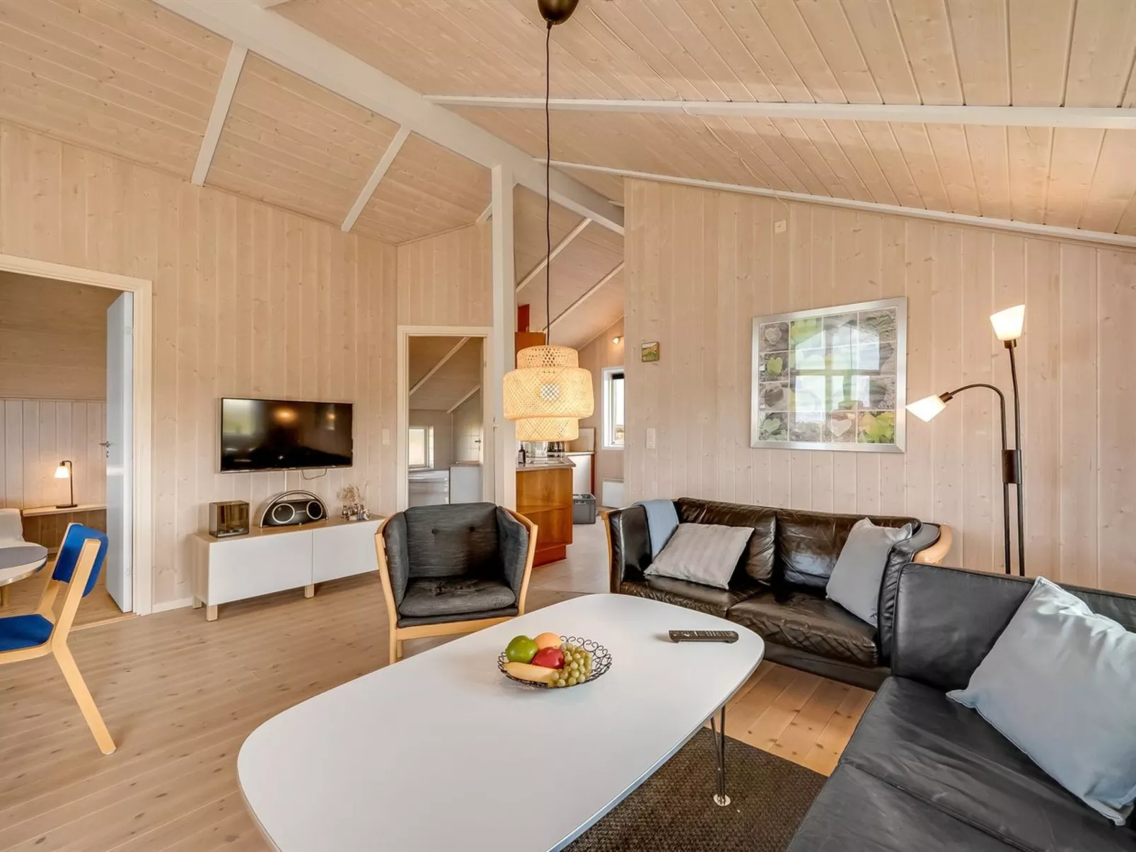 "Eemil" - 700m from the sea-Binnen