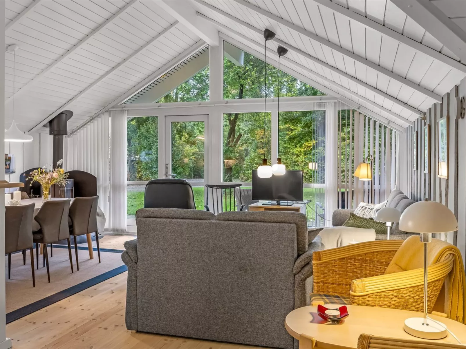 "Melisa" - 28km from the sea-Binnen