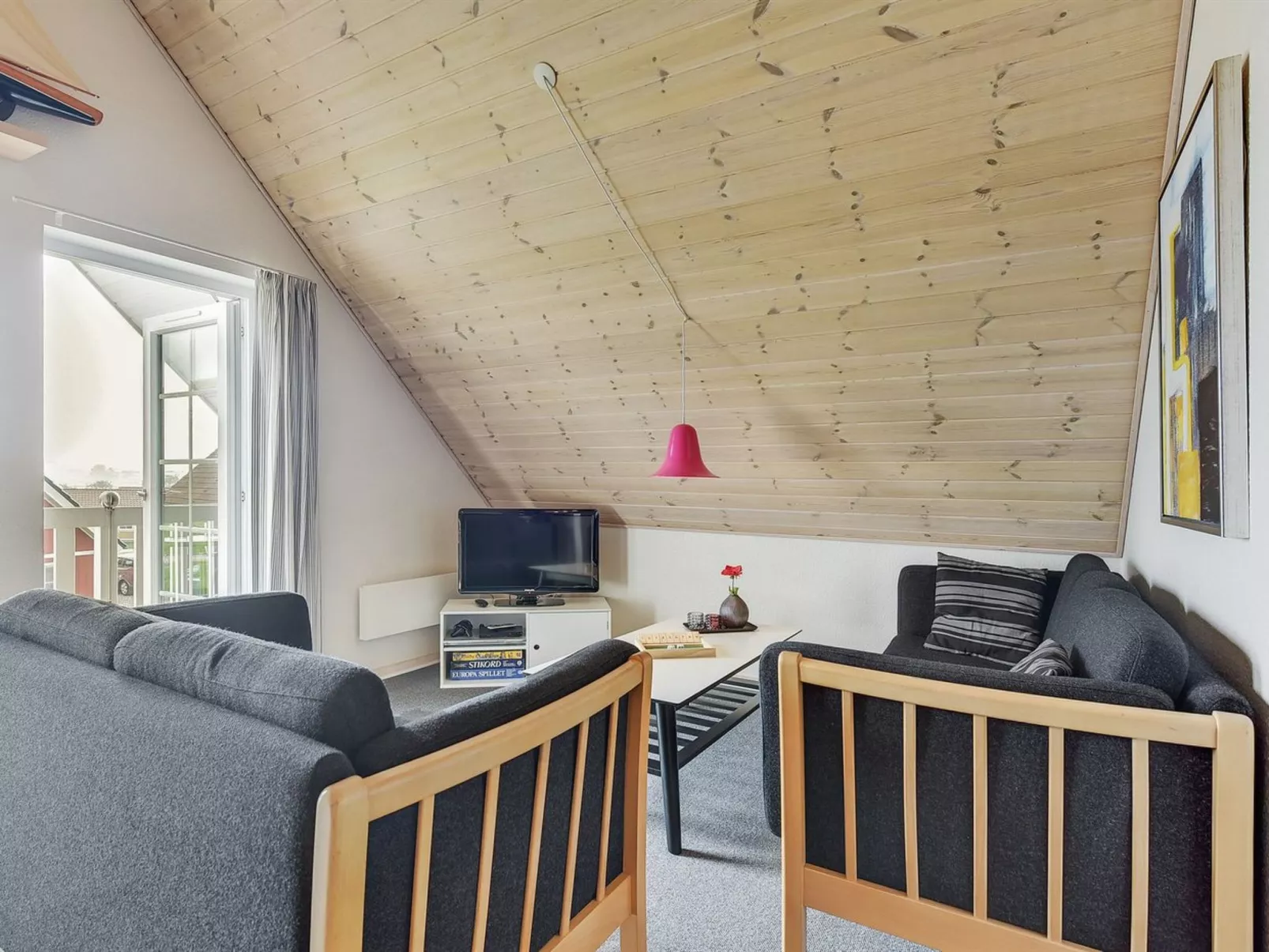 "Babette" - 75m to the fjord-Binnen