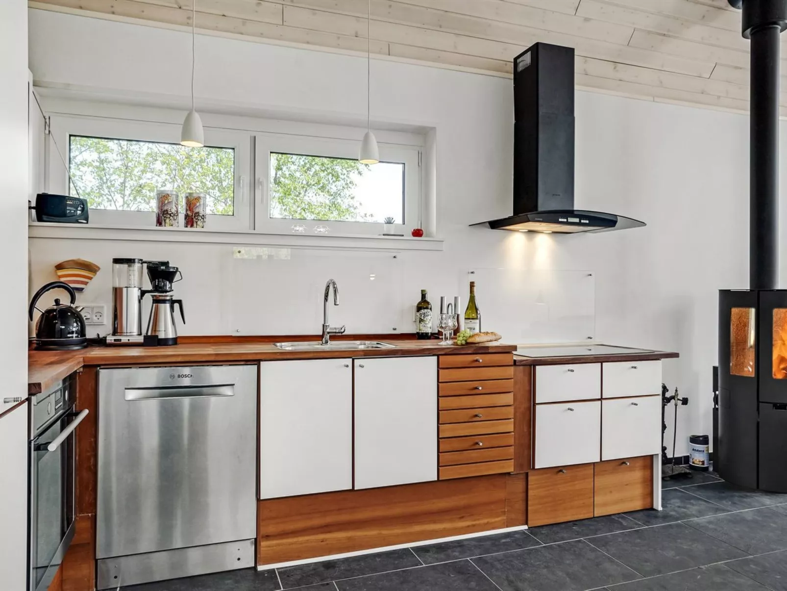 "Angelita" - 80m to the fjord-Binnen