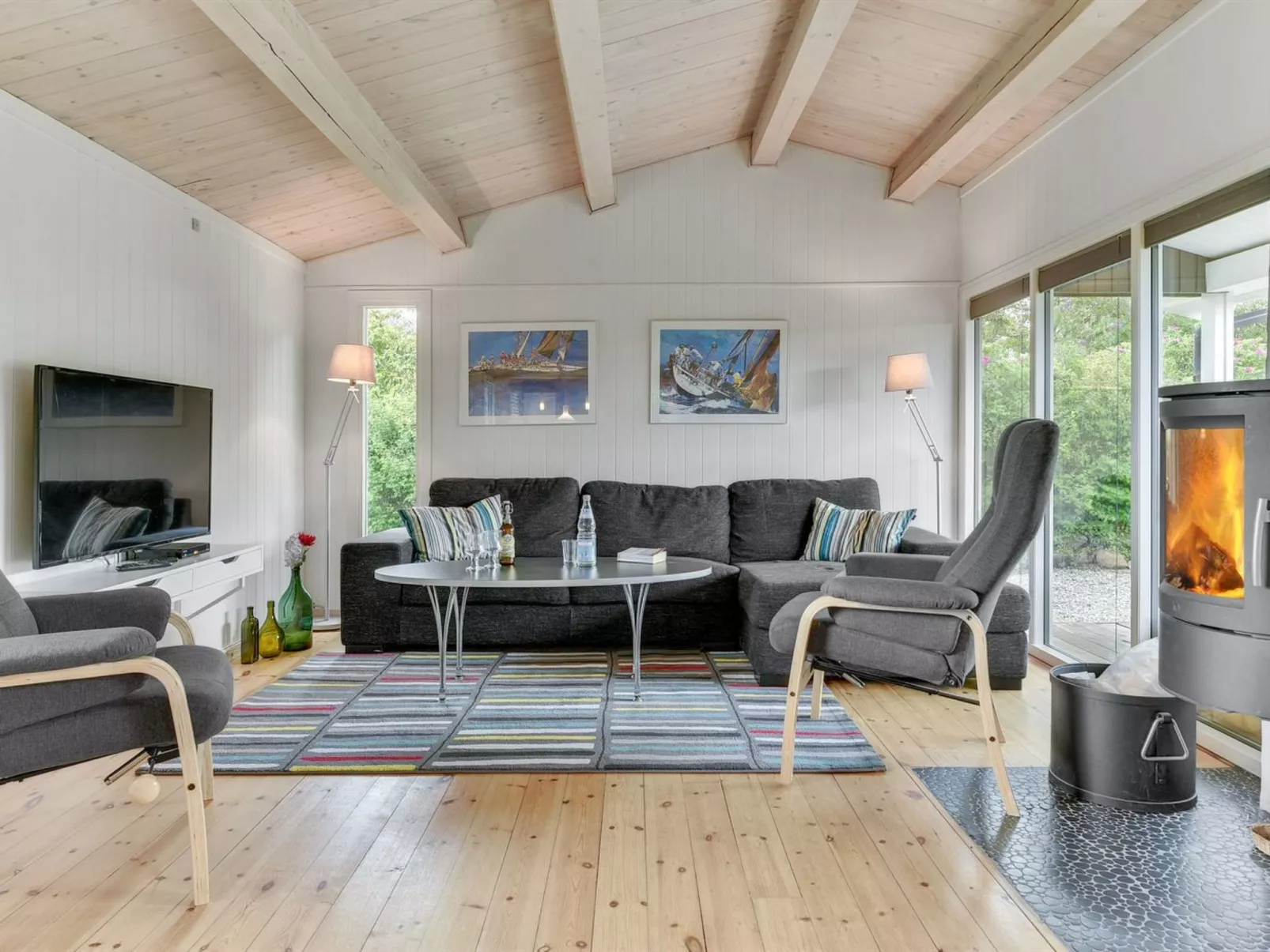 "Jenny" - 140m from the sea-Binnen