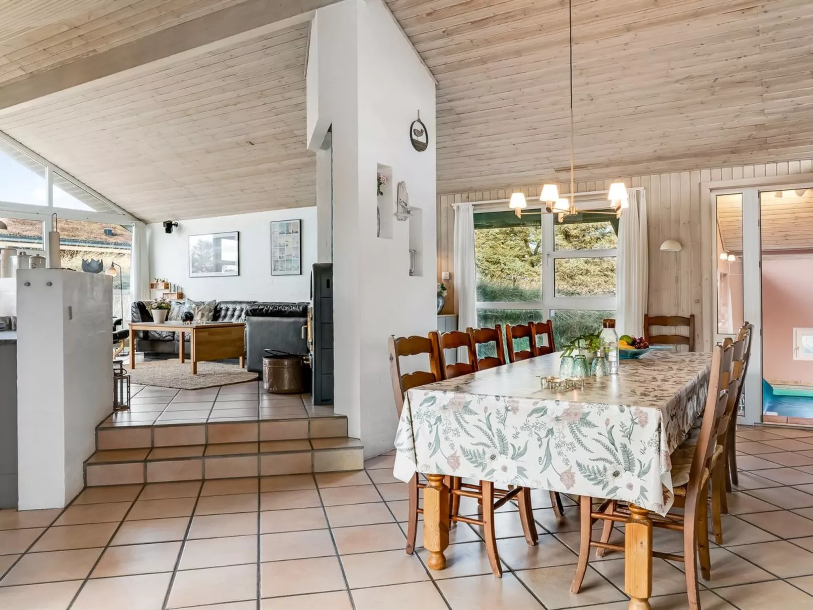 "Alrune" - 800m from the sea-Binnen