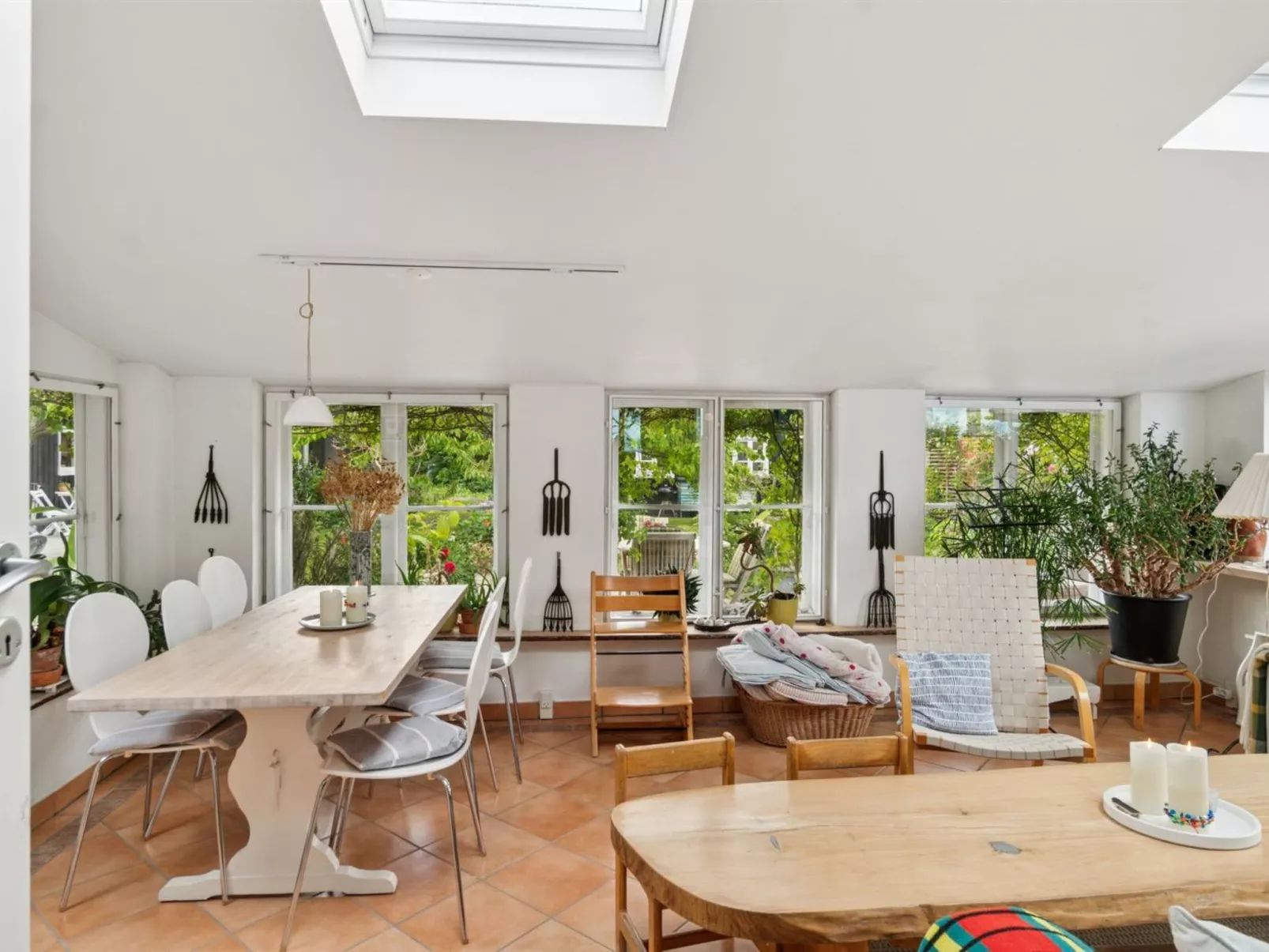 "Varma" - 25m from the sea-Binnen