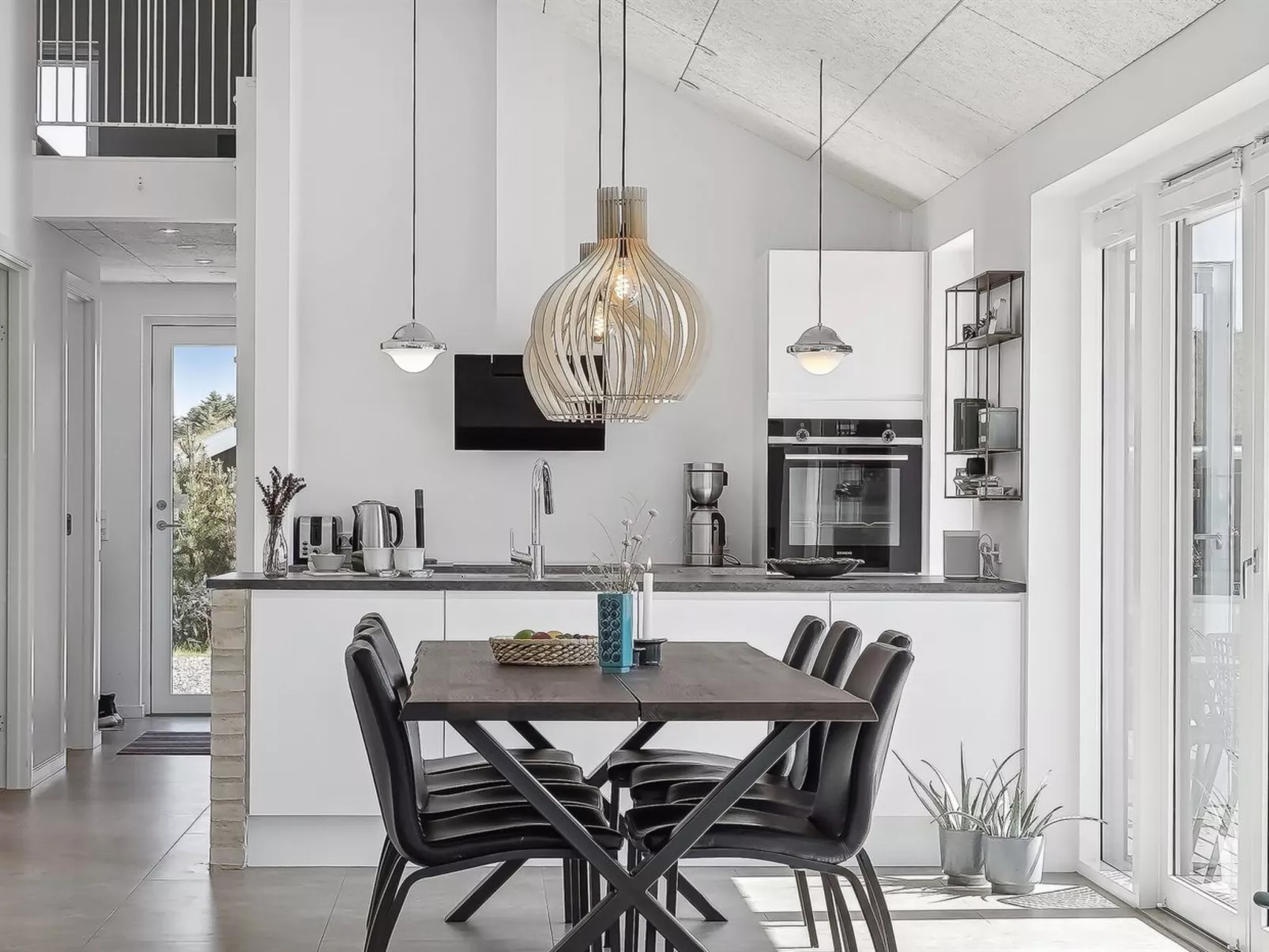 "Fredrika" - 1.5km from the sea-Binnen