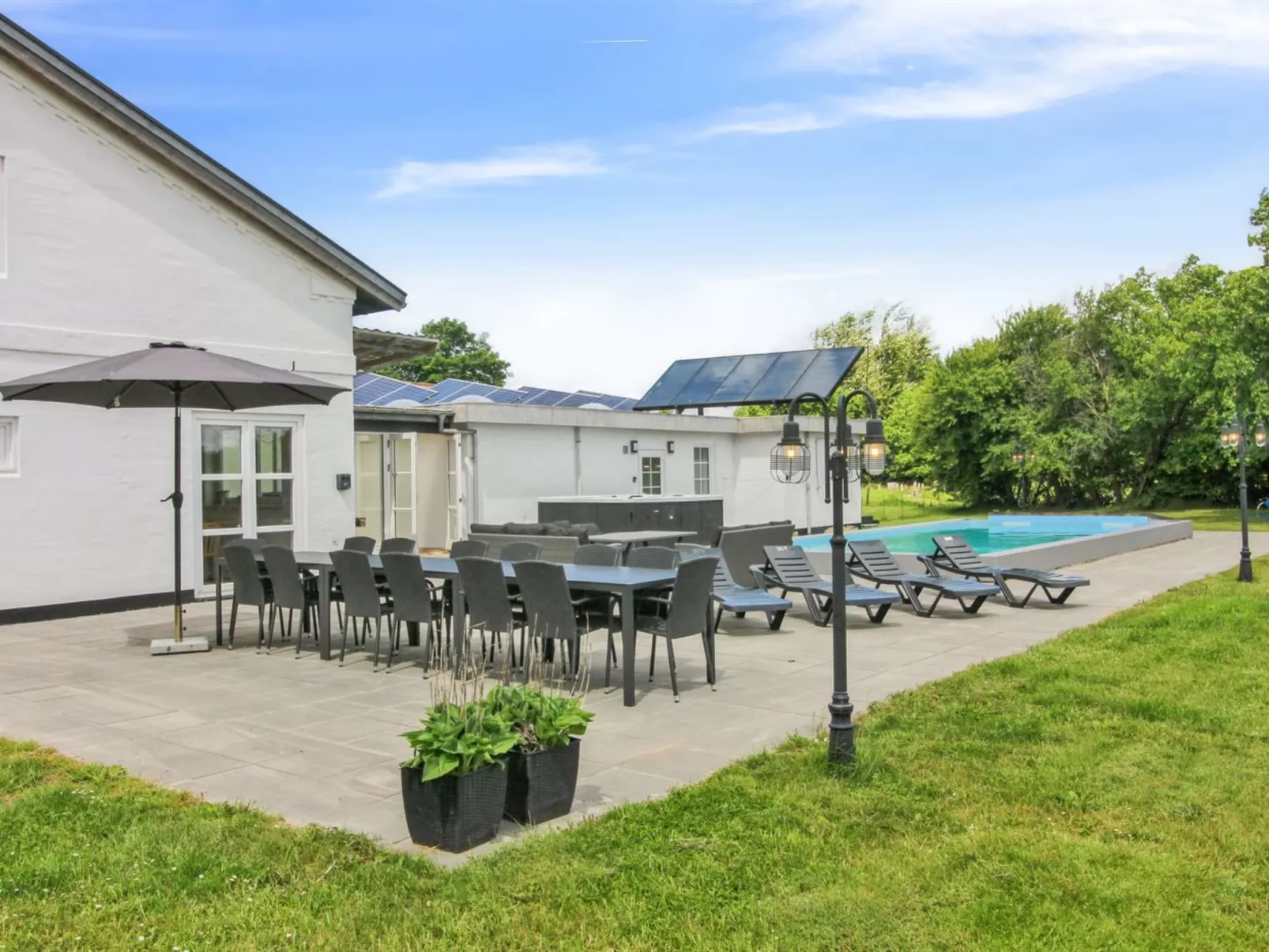 "Melin" - 7km from the sea-Buiten