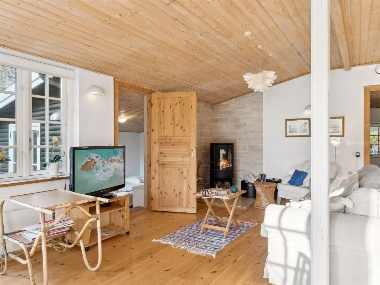 "Rami" - 2km from the sea-Binnen