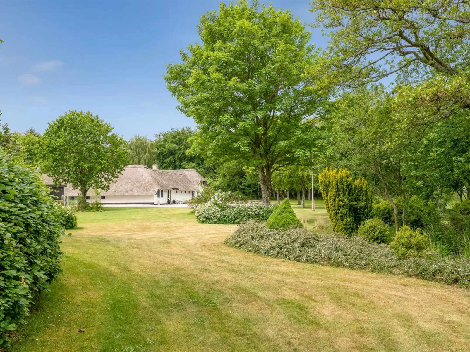 "Tatiane" - 10km from the sea-Buiten